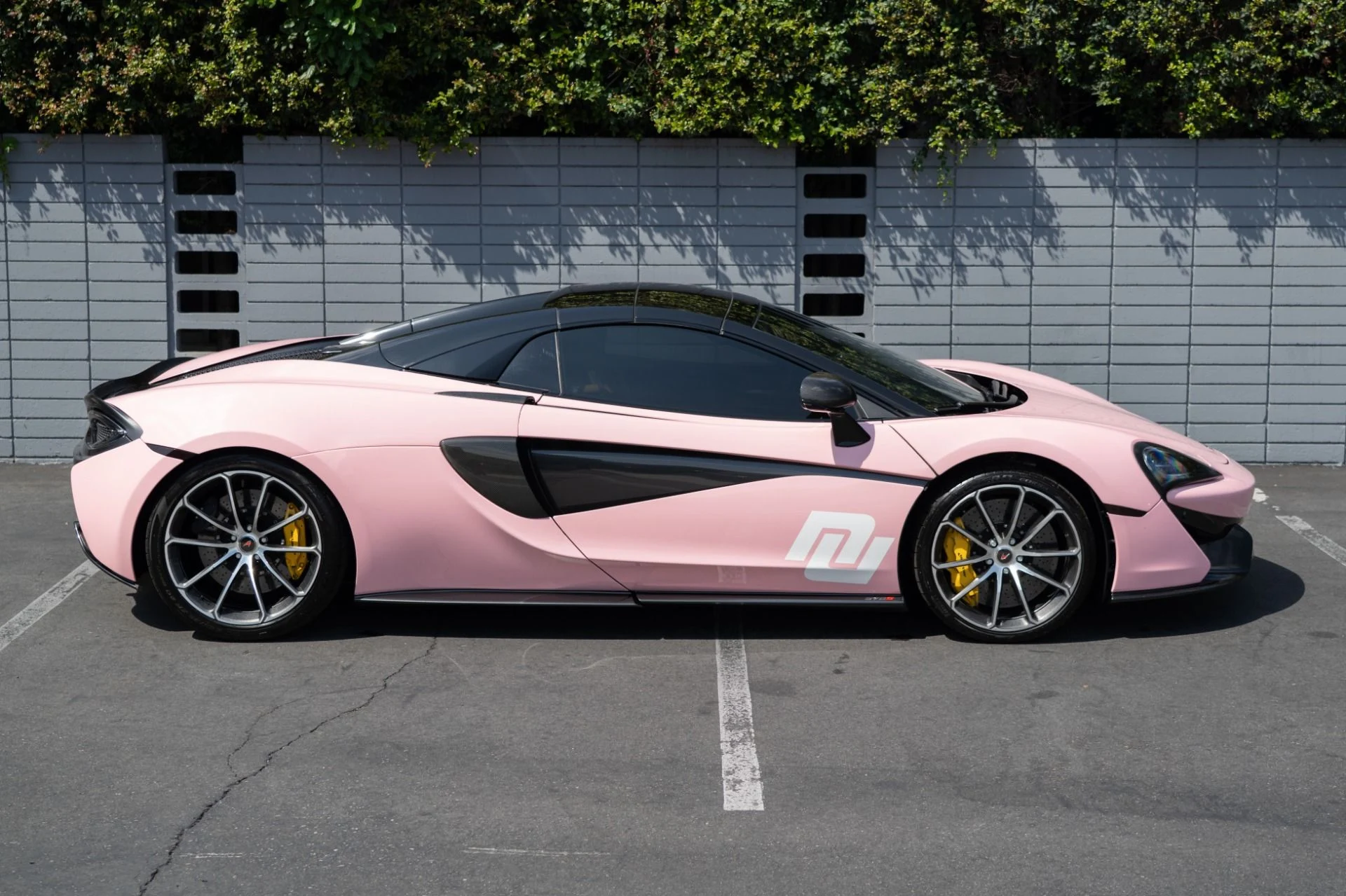 mph007_3146810283_Used_2018_Mc_Laren_570_S_Spider_1757711863_3028de7b34