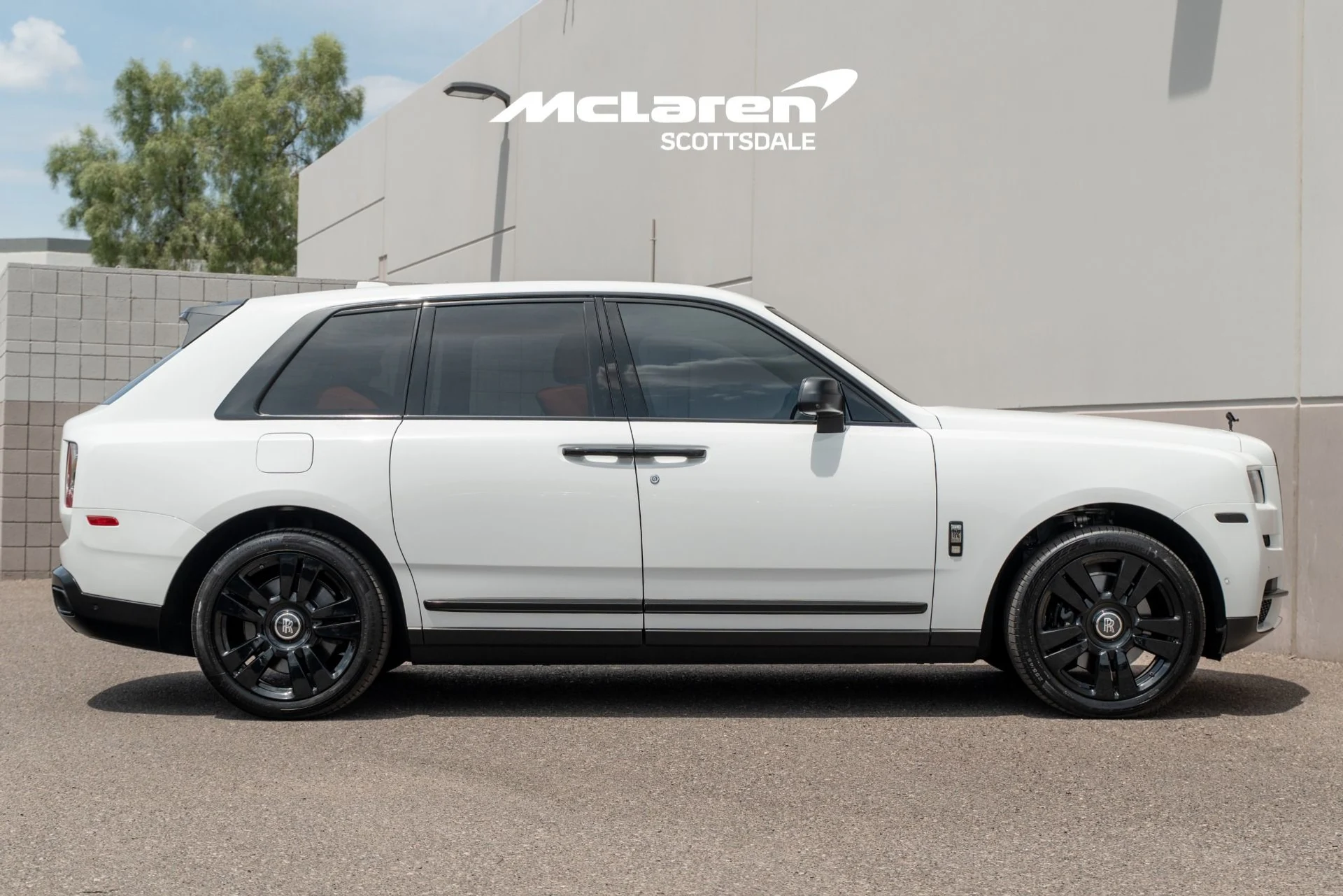 mph007_3161695794_Used_2023_Rolls_Royce_CULLINAN_1787000279_7c43ac5fe0