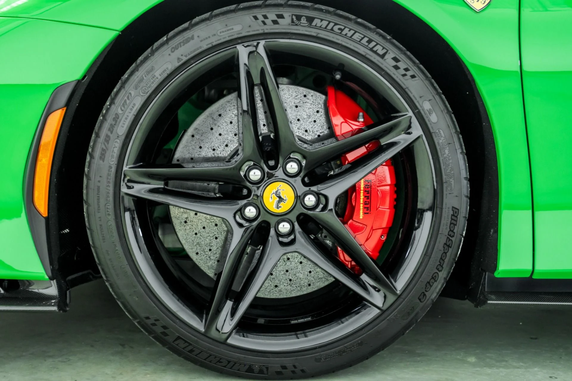 mph007_3162765260_Used_2023_Ferrari_SF_90_Stradale_1755615778_33a6e7a163
