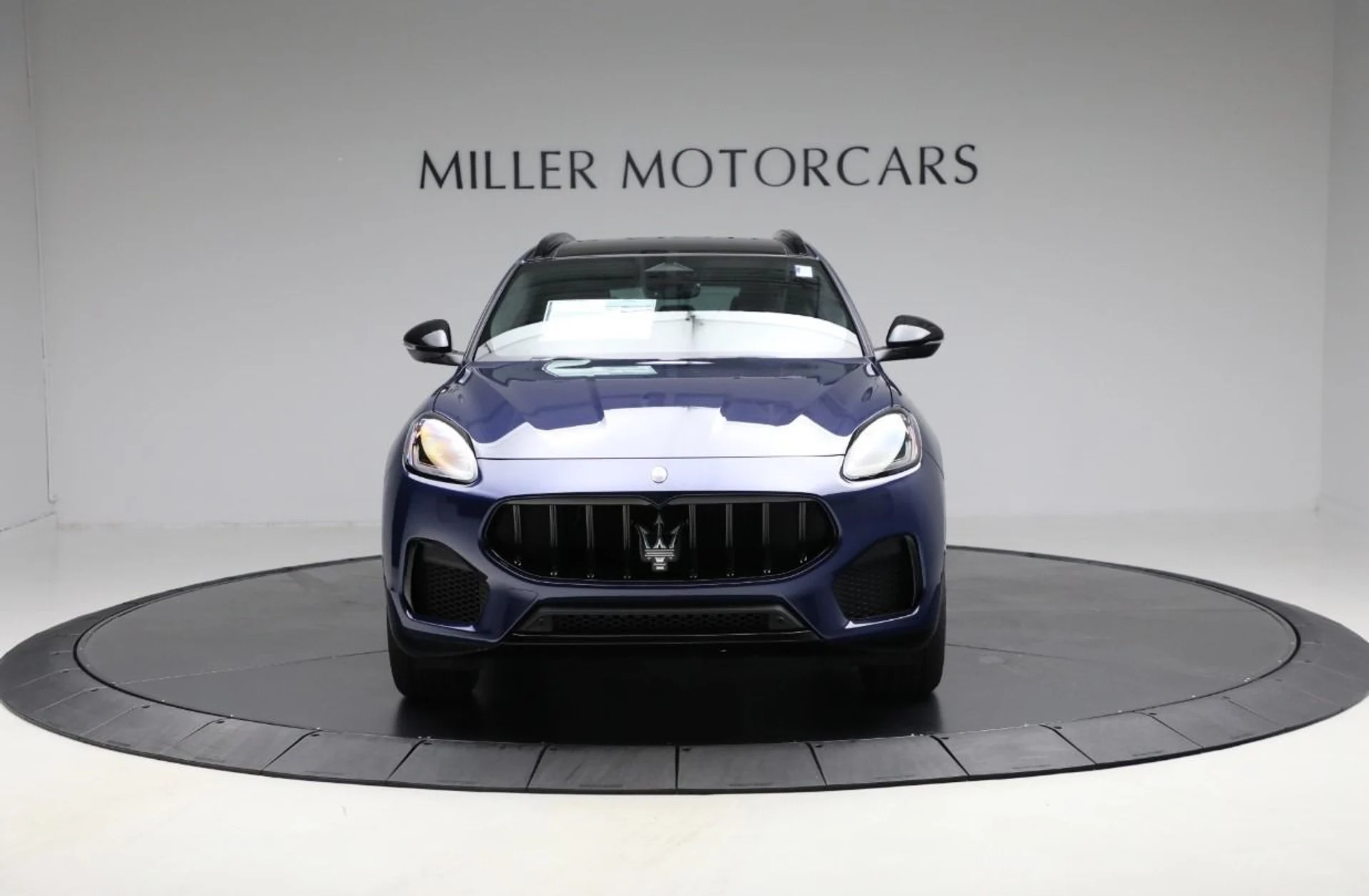 mph007_3169990327_New_2025_Maserati_Grecale_Modena_0ff2305802