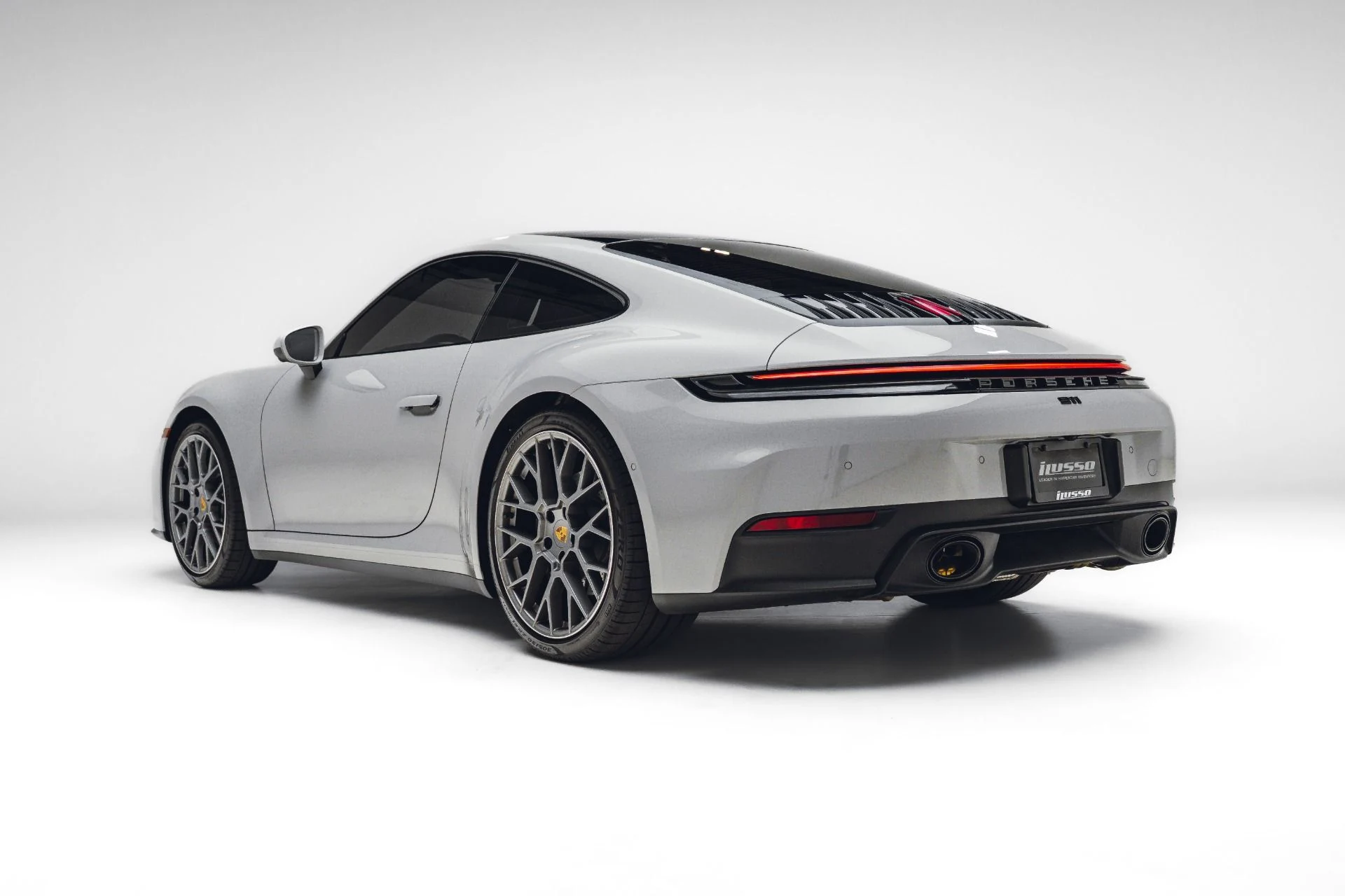 mph007_3171024344_Used_2025_Porsche_911_Carrera_1781738858_b1436bb410