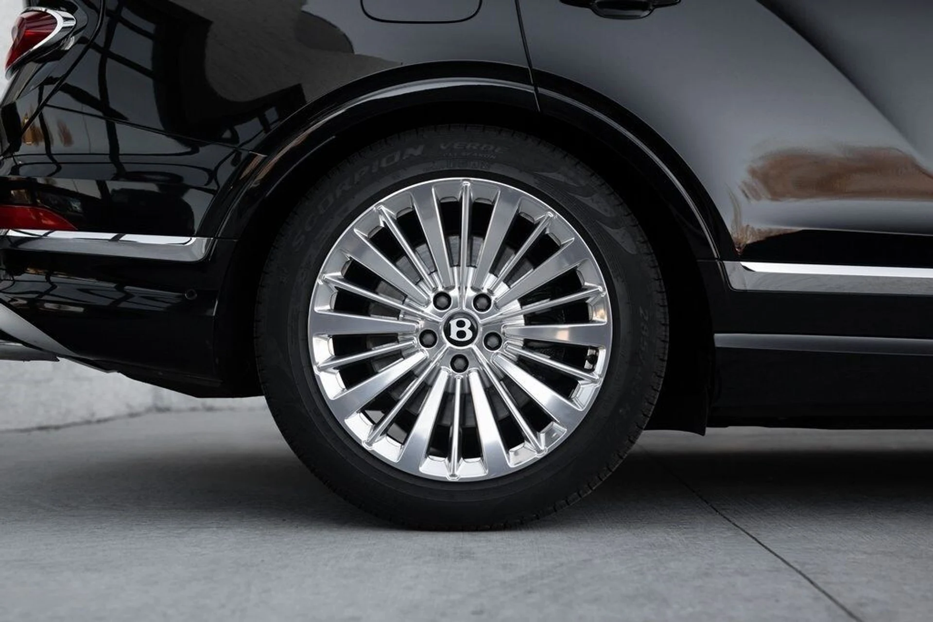 mph007_3172398886_fa82fddf29e4a94d79e49d28fb3b1f6ex_1b33fbd8f0