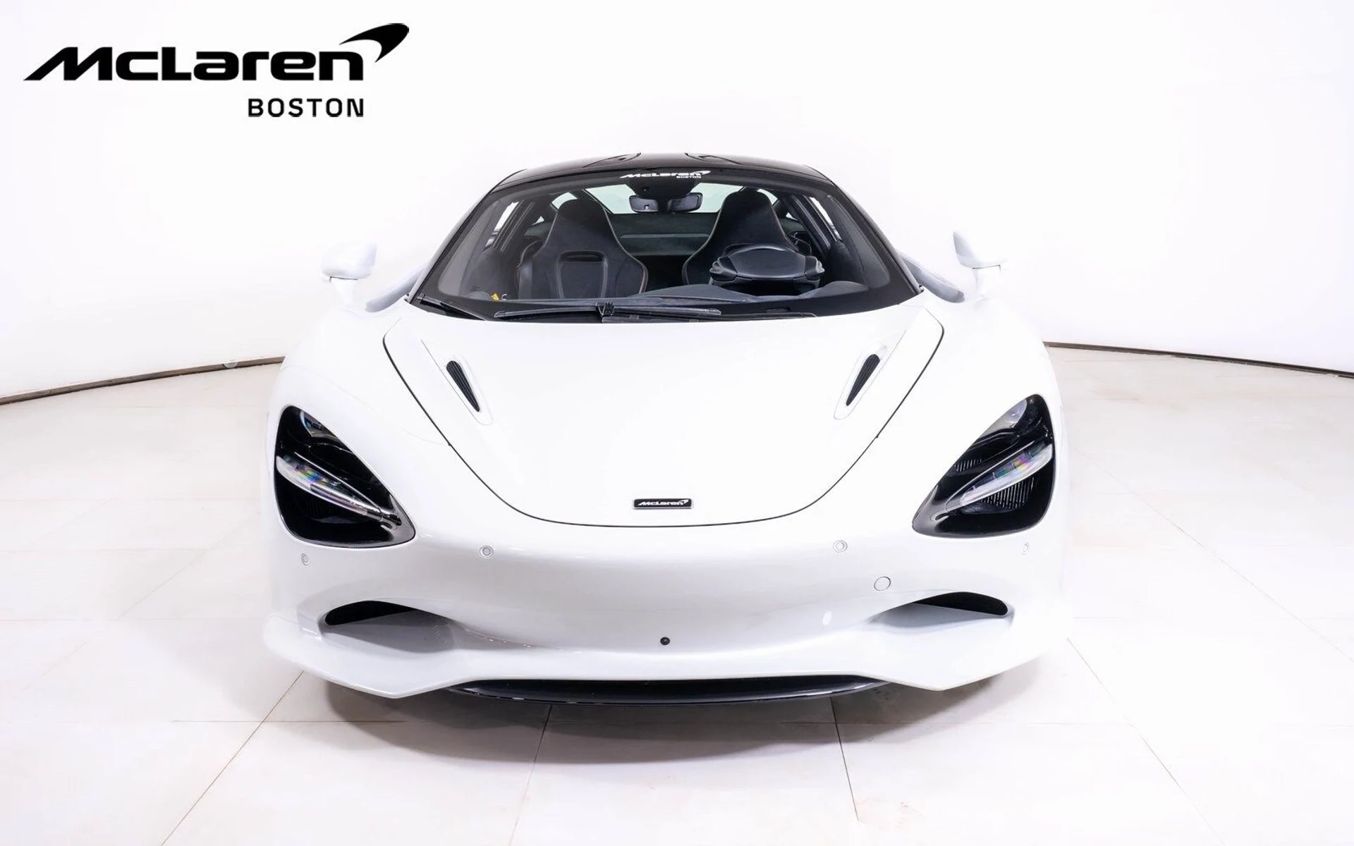 mph007_3180299077_2041c5d7a9d16dbc5347d23de7840feax_c622613ce1