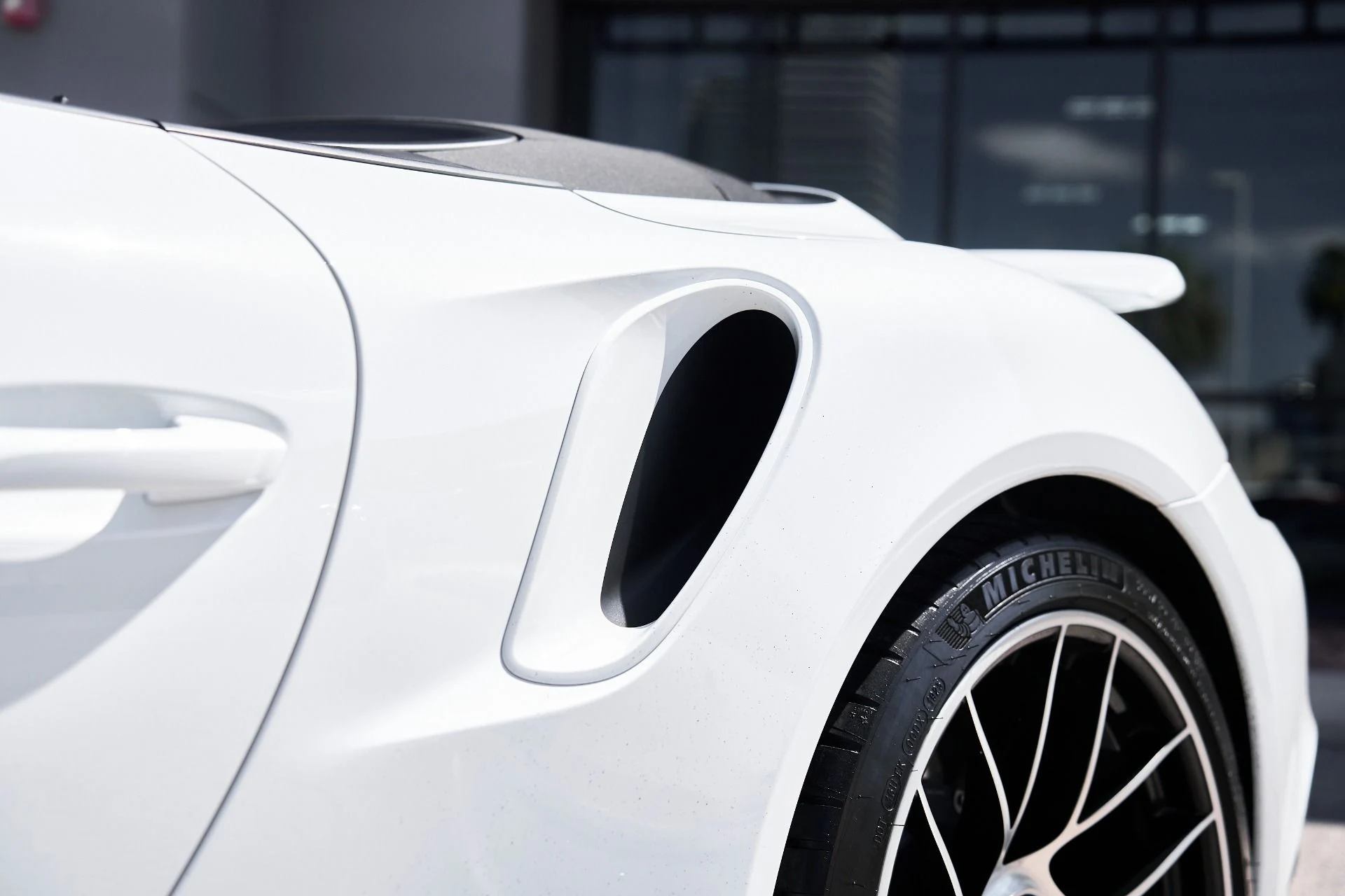 mph007_3180723970_Used_2019_Porsche_911_Turbo_S_1755714959_14cf1b8edb