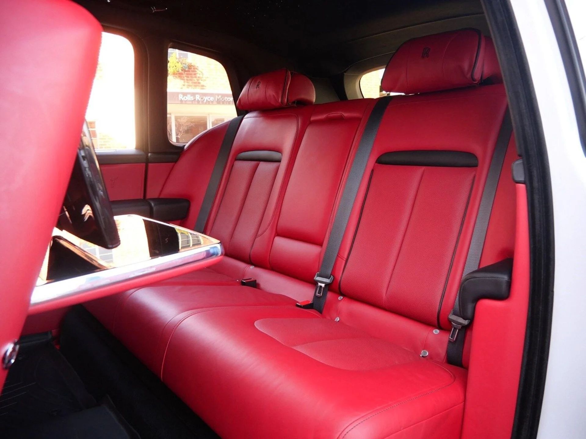 mph007_3184063323_11f20c40e37a125e3dd7512240ea79a0x_a318c46988