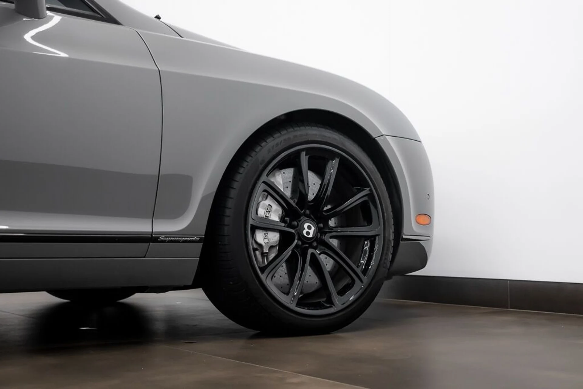 mph007_3186386167_bentley_continental_supersports_2010_jpg_v_1758918548_9619bb8ce1