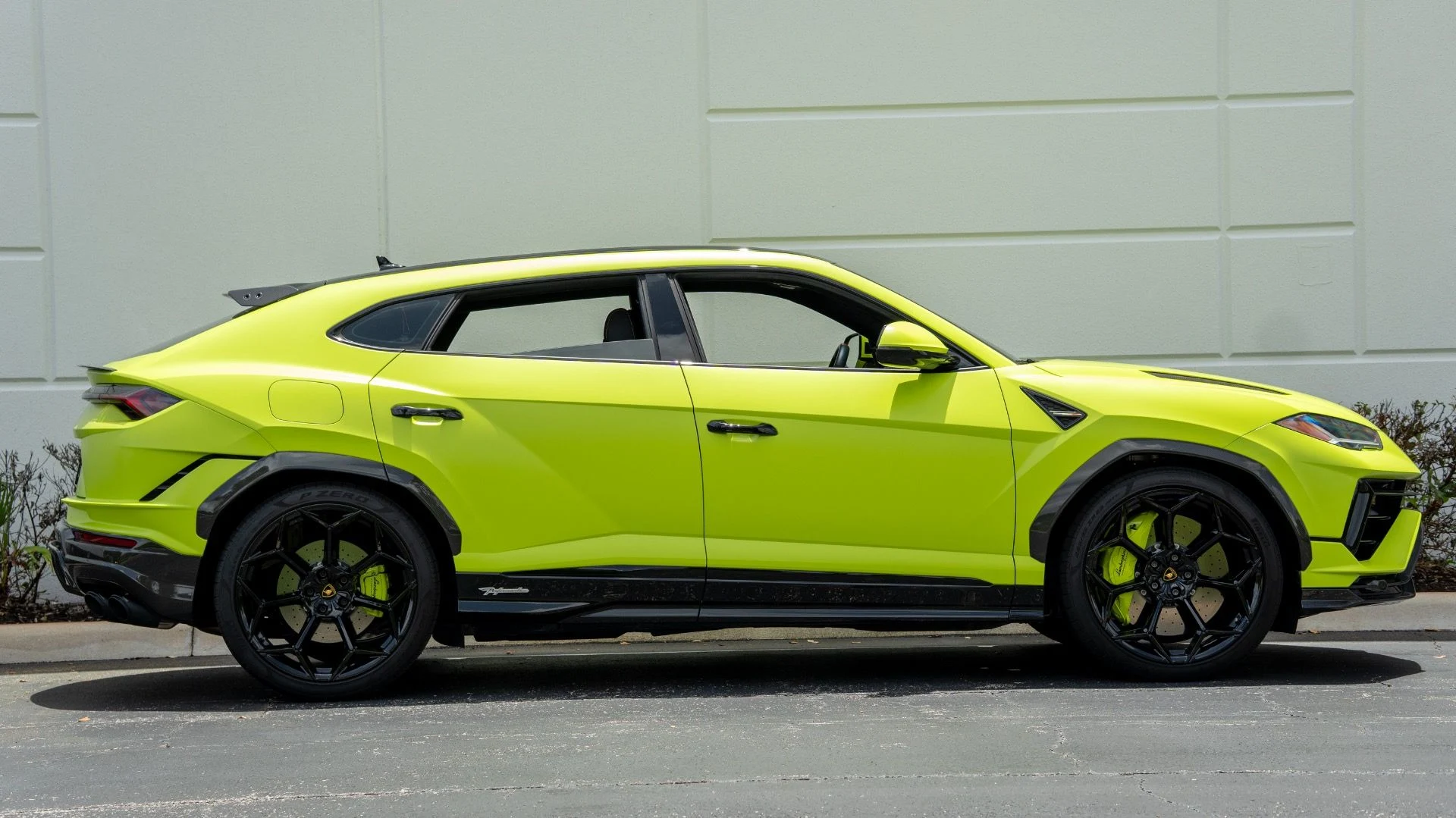 mph007_3195328229_Used_2024_Lamborghini_Urus_Performante_1753476230_56c22d007b