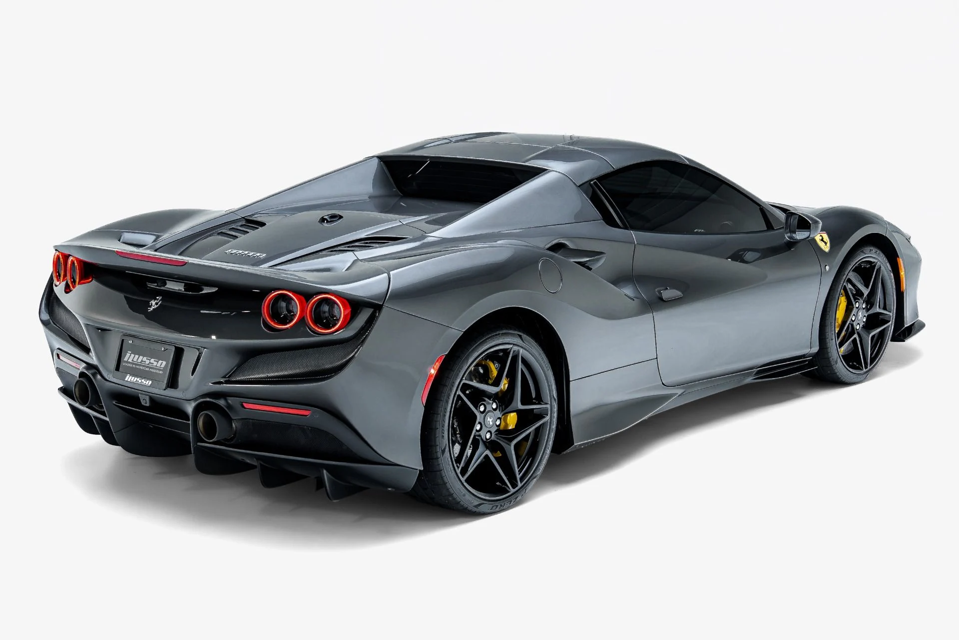 mph007_3196143023_Used_2022_Ferrari_F8_Spider_1792785069_a959af820d