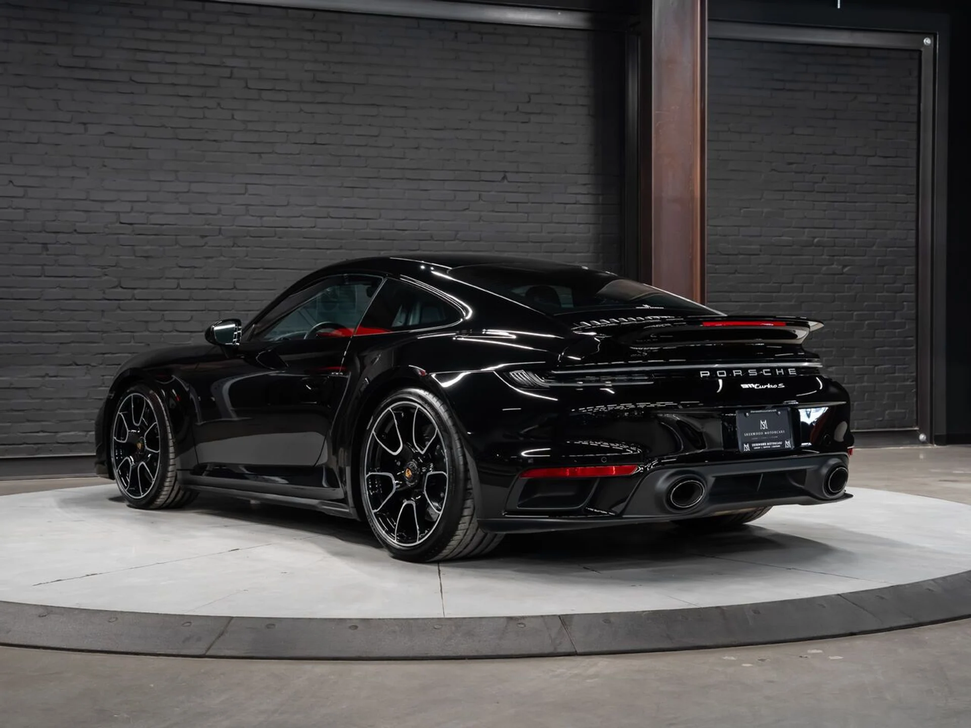 mph007_3204963143_porsche_911_2022_5d11bdd432
