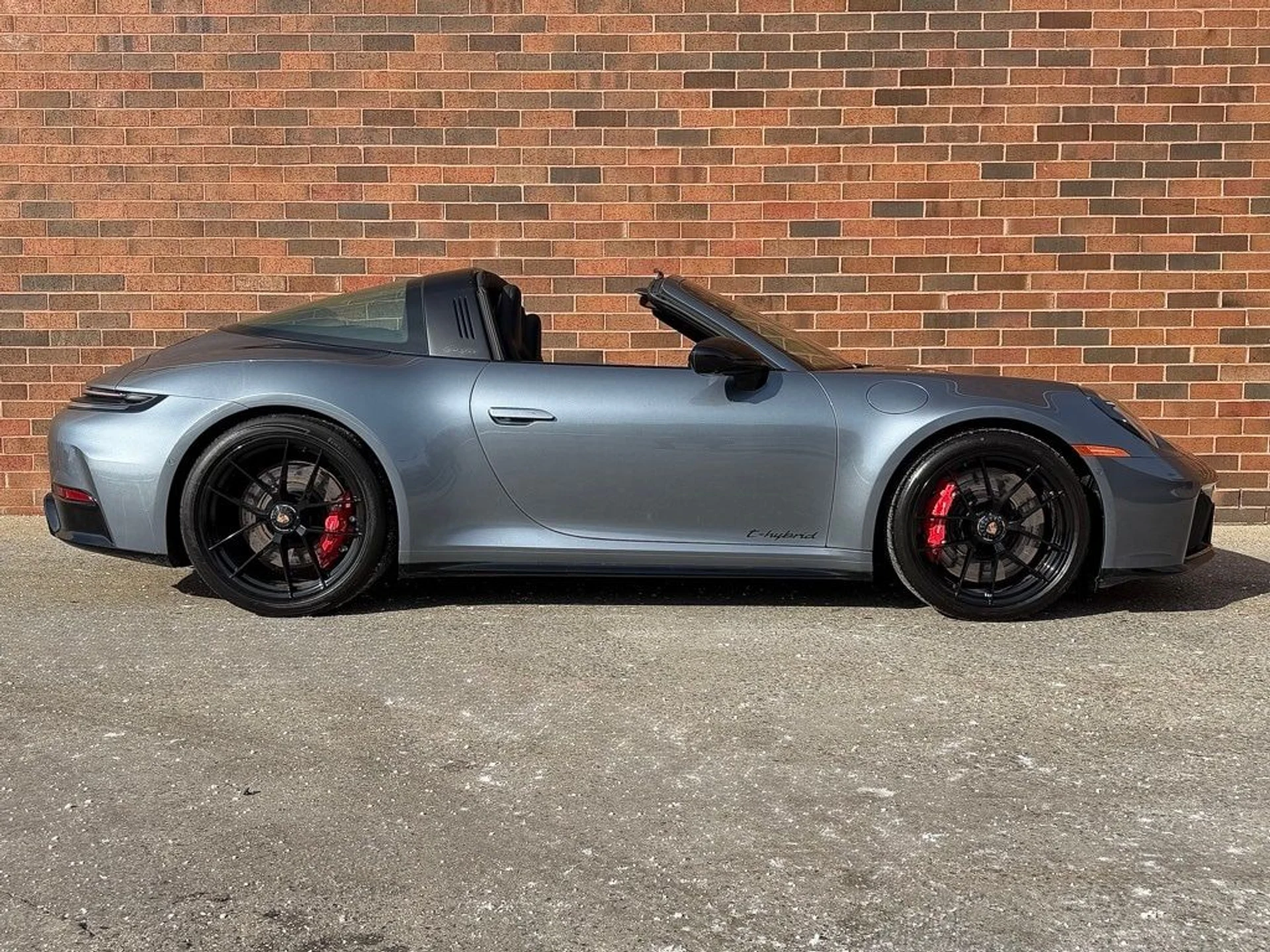 mph007_321347657_a0f625db322045f4082304c7eb7589c2x_06ddd613d3