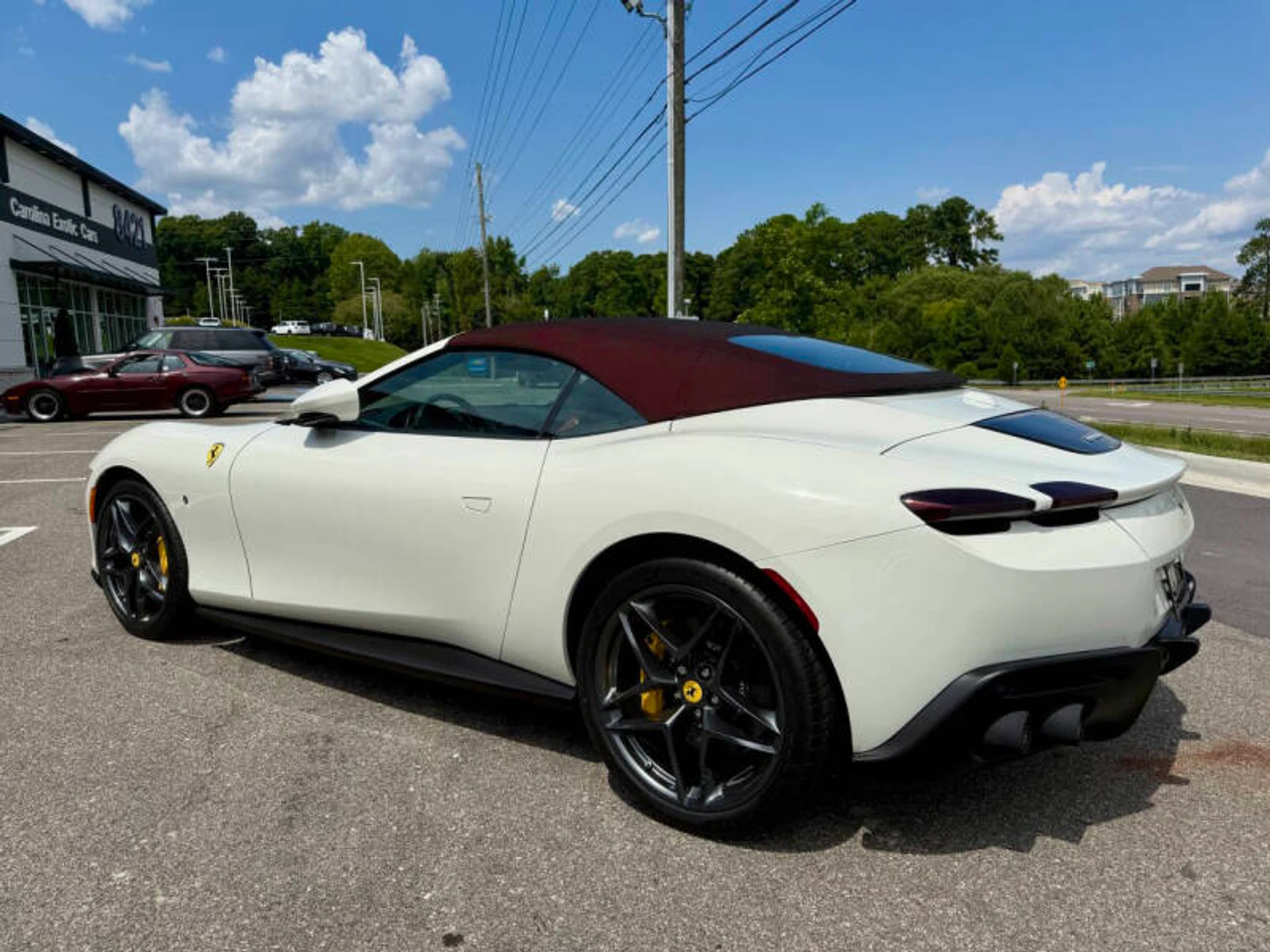 mph007_3223360582_2025_ferrari_roma_spider_base_2dr_convertible_b43504ee35