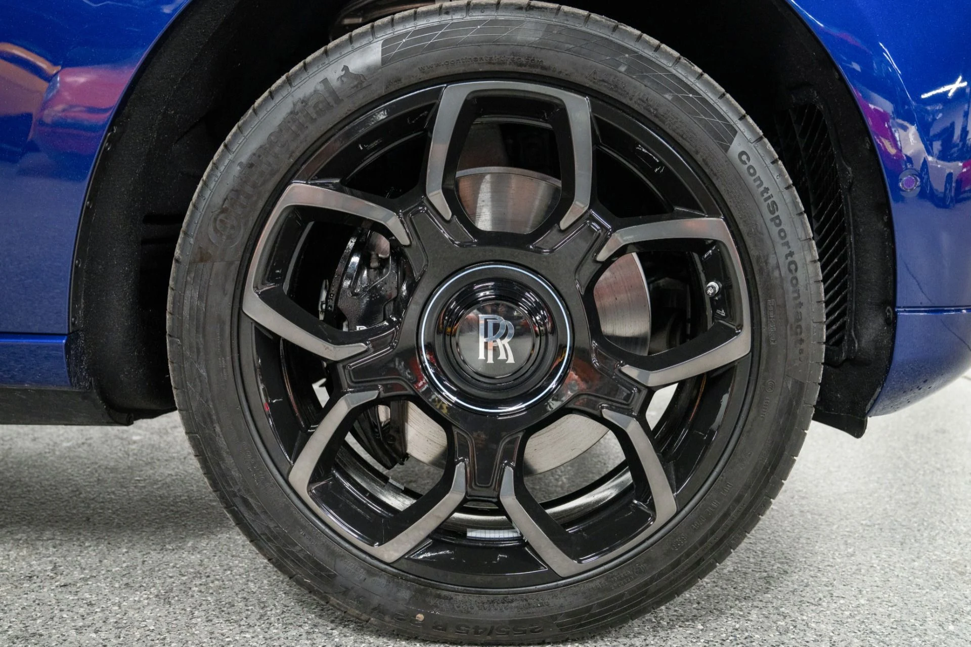 mph007_3227886046_Used_2024_Rolls_Royce_Cullinan_Black_Badge_Blue_Shadow_Edition_One_of_62_Built_Massive_629k_MSRP_1768246979_cc69850702