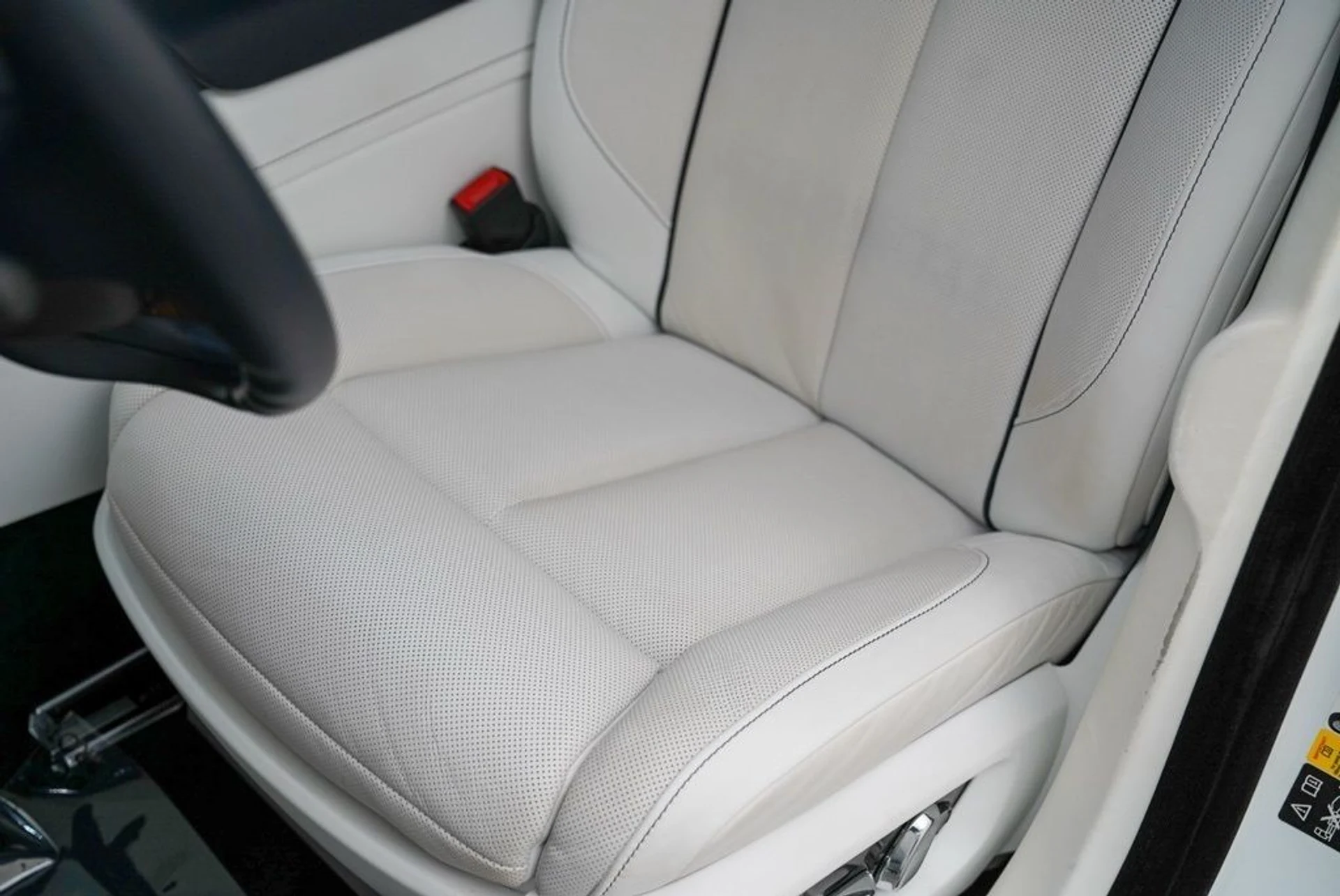 mph007_3230778231_sb02utky0a99z71mx639f8ao7hli_d9779927aa