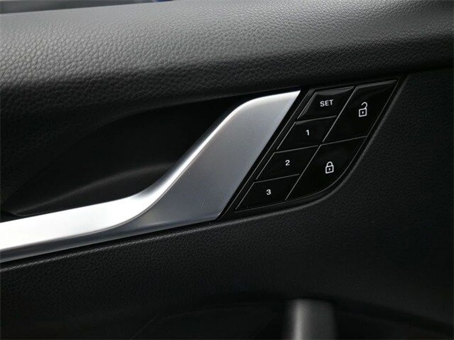 mph007_3234843174_966361dc612faff6b38f4d3cd086723dx_2092f66130