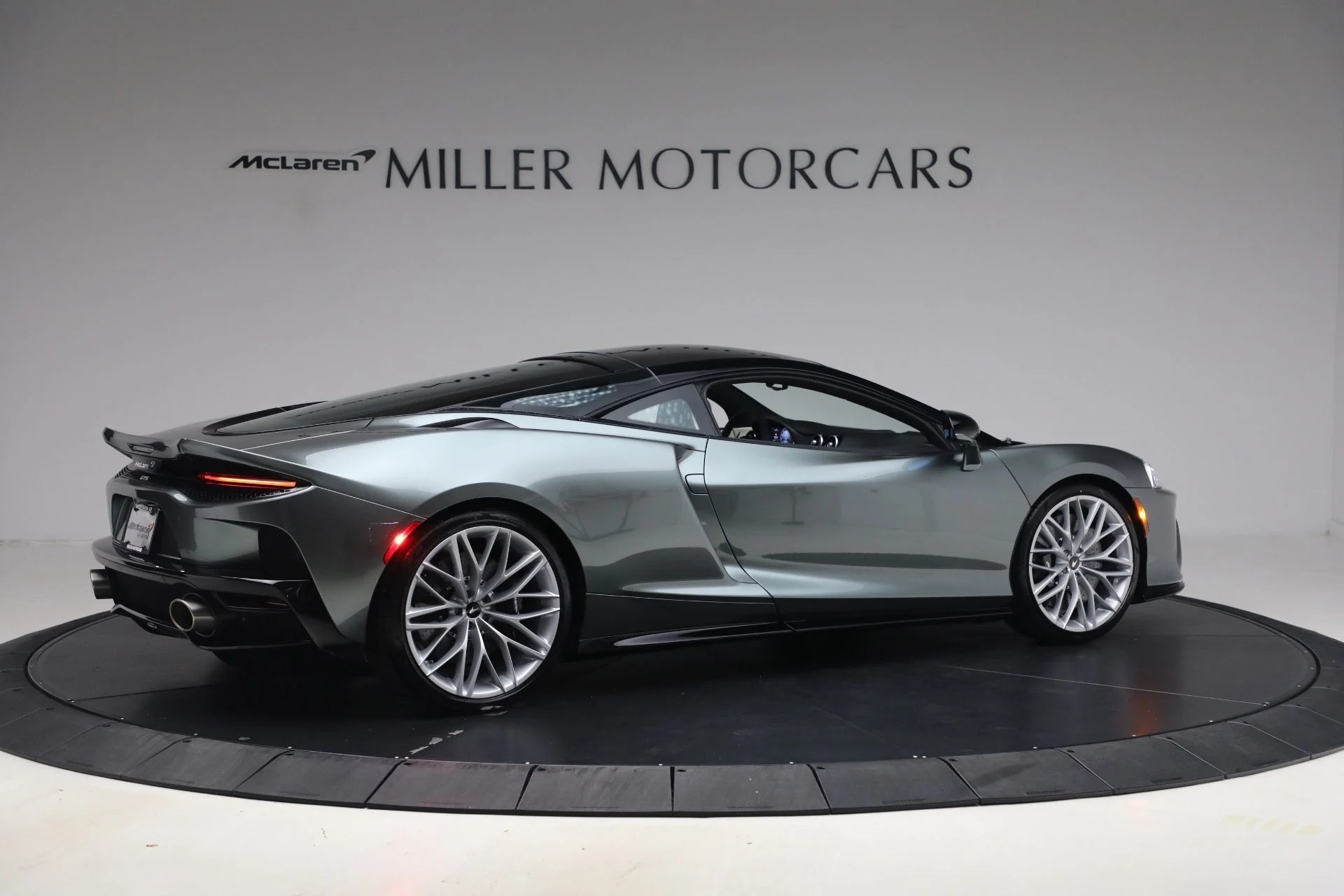 mph007_3238069339_New_2027_Mc_Laren_GTS_Tech_Lux_44cb236a50