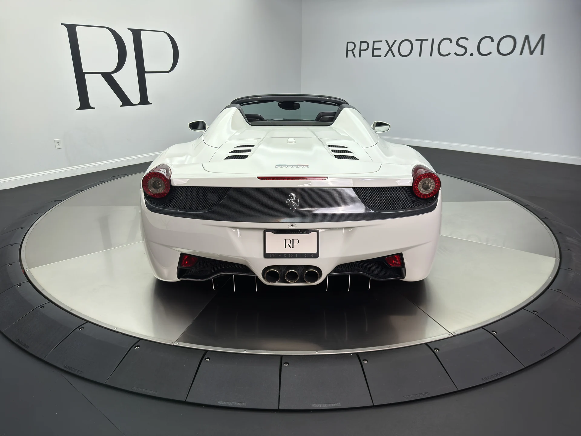 mph007_3239324891_004_msgfwnj4d0wu_061a876f61