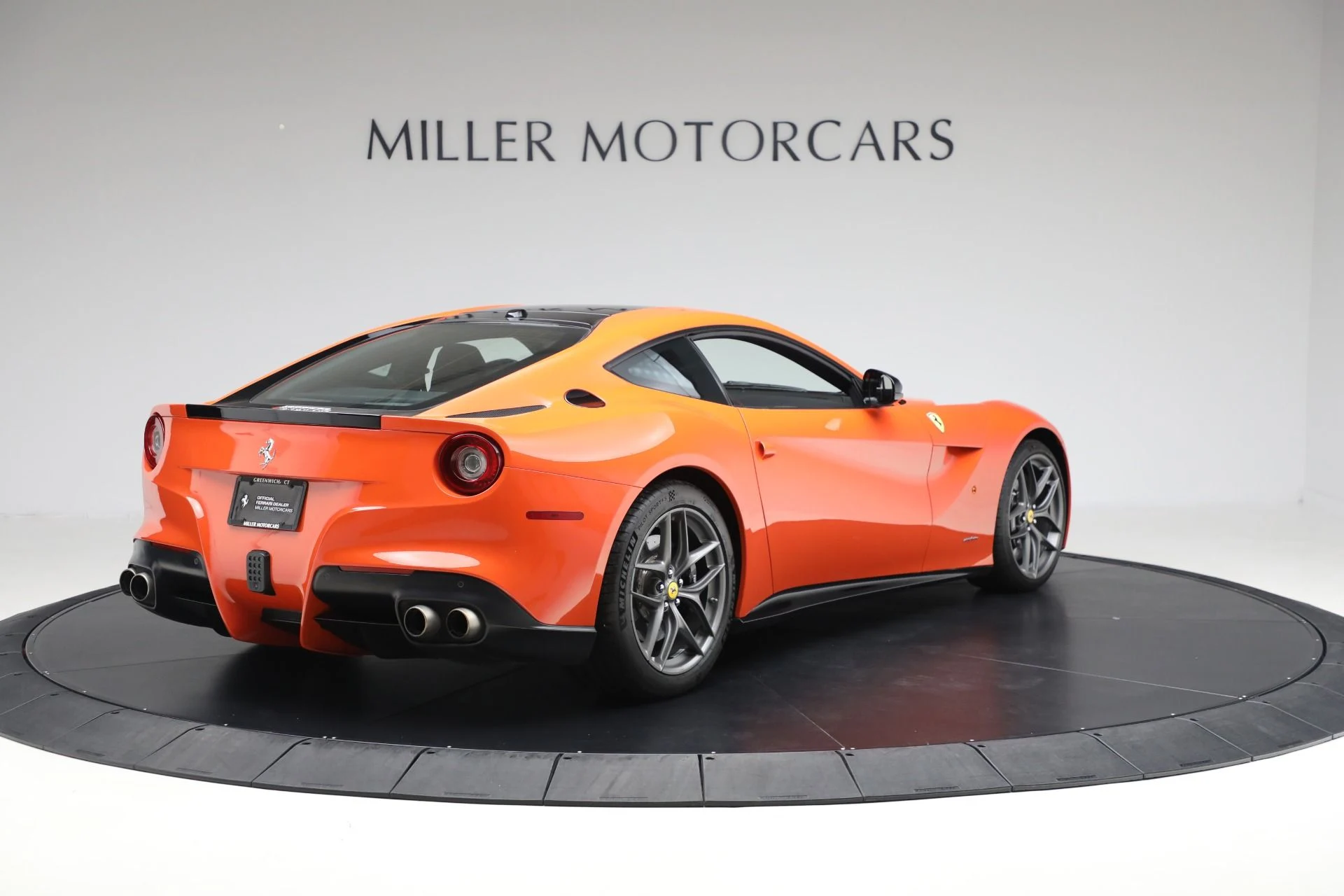 mph007_3241404333_Used_2014_Ferrari_F12berlinetta_b3395efce1