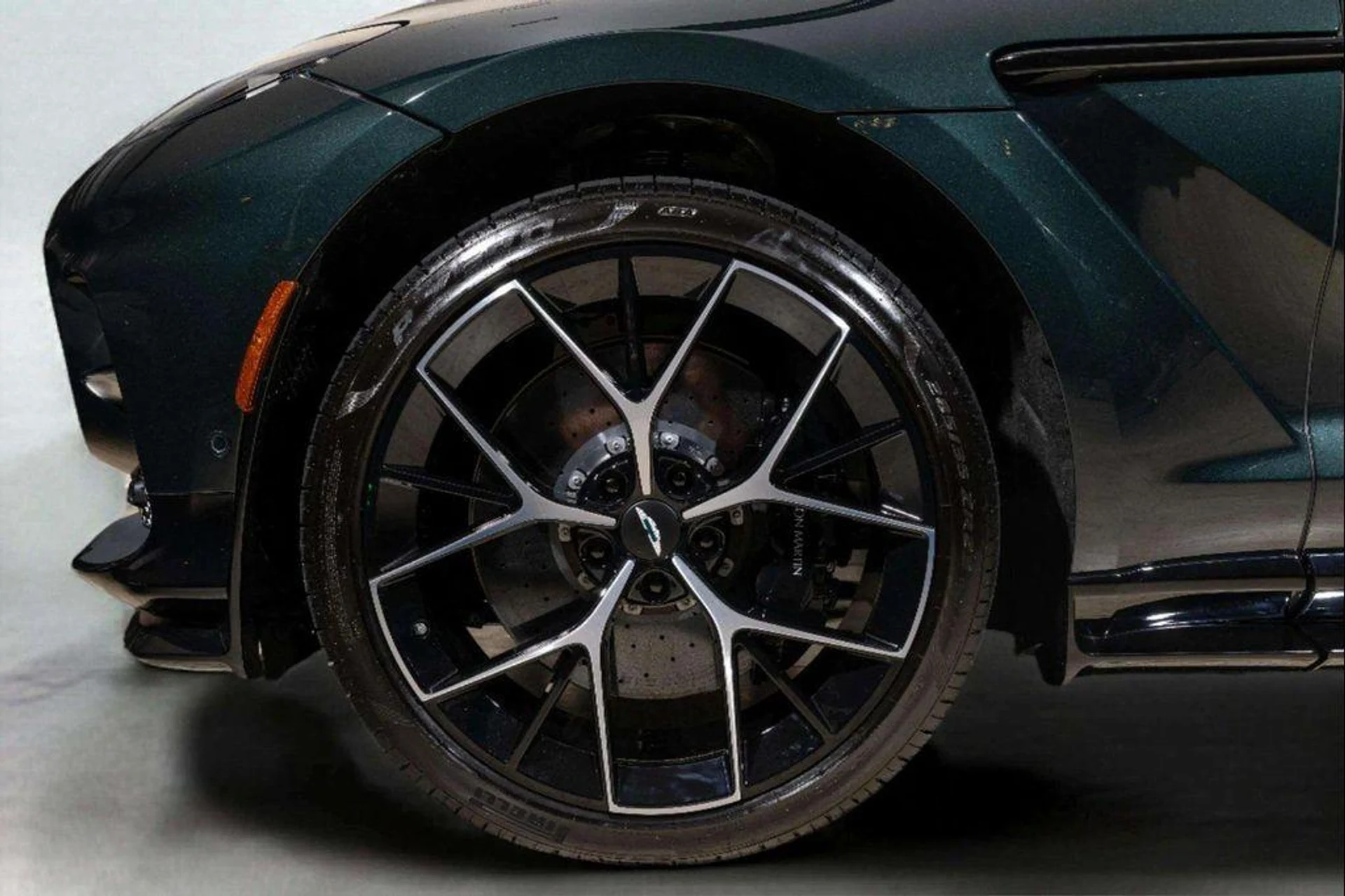 mph007_3243779365_l_Ya_c_Gd_X9e_On_E_Eg_Fly_Uak3qtp4k_af4726eba1