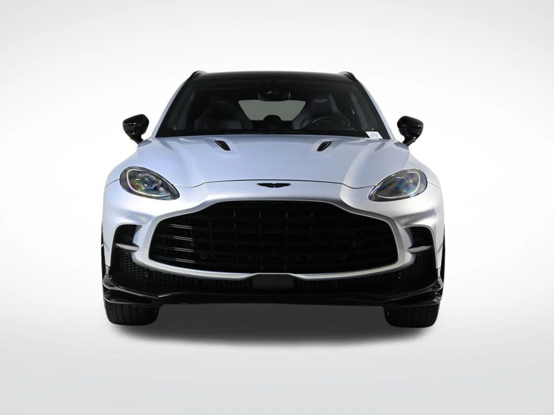 mph007_3244538647_used_2025_aston_martin_dbx_707_11350_22931287_7_1024_54cd854379
