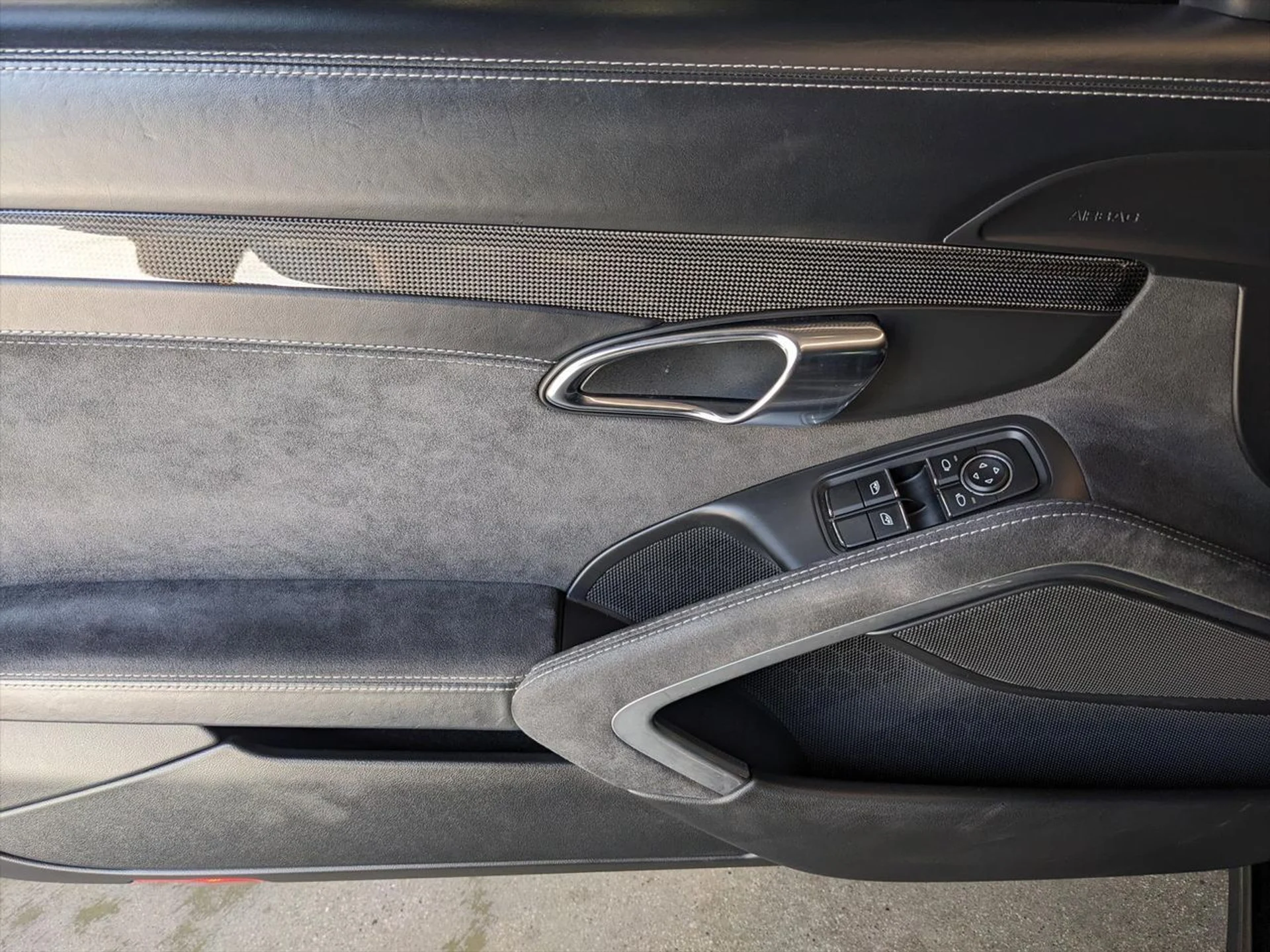 mph007_3244787900_f7f71f40a811101d3975bd326b14d5a8_84341a250c