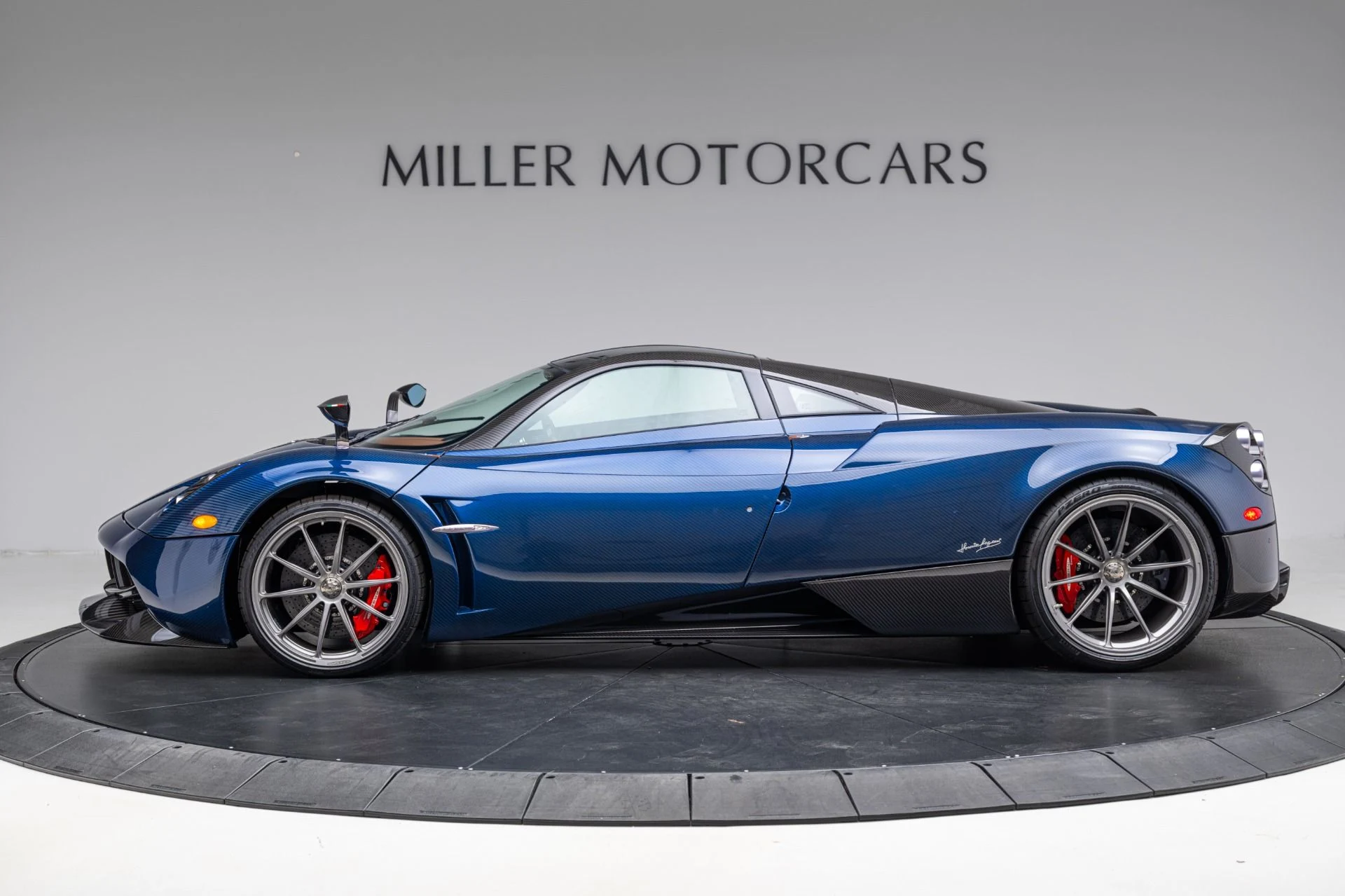 mph007_3256186566_Used_2014_Pagani_Huayra_Tempesta_0fc587a8ce
