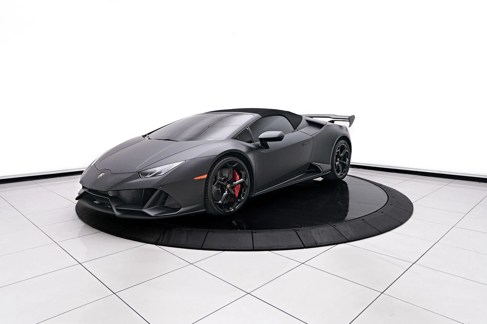 mph007_3265758258_Used_2020_Lamborghini_Huracan_EVO_Base_1755655858_526a6e4cf9