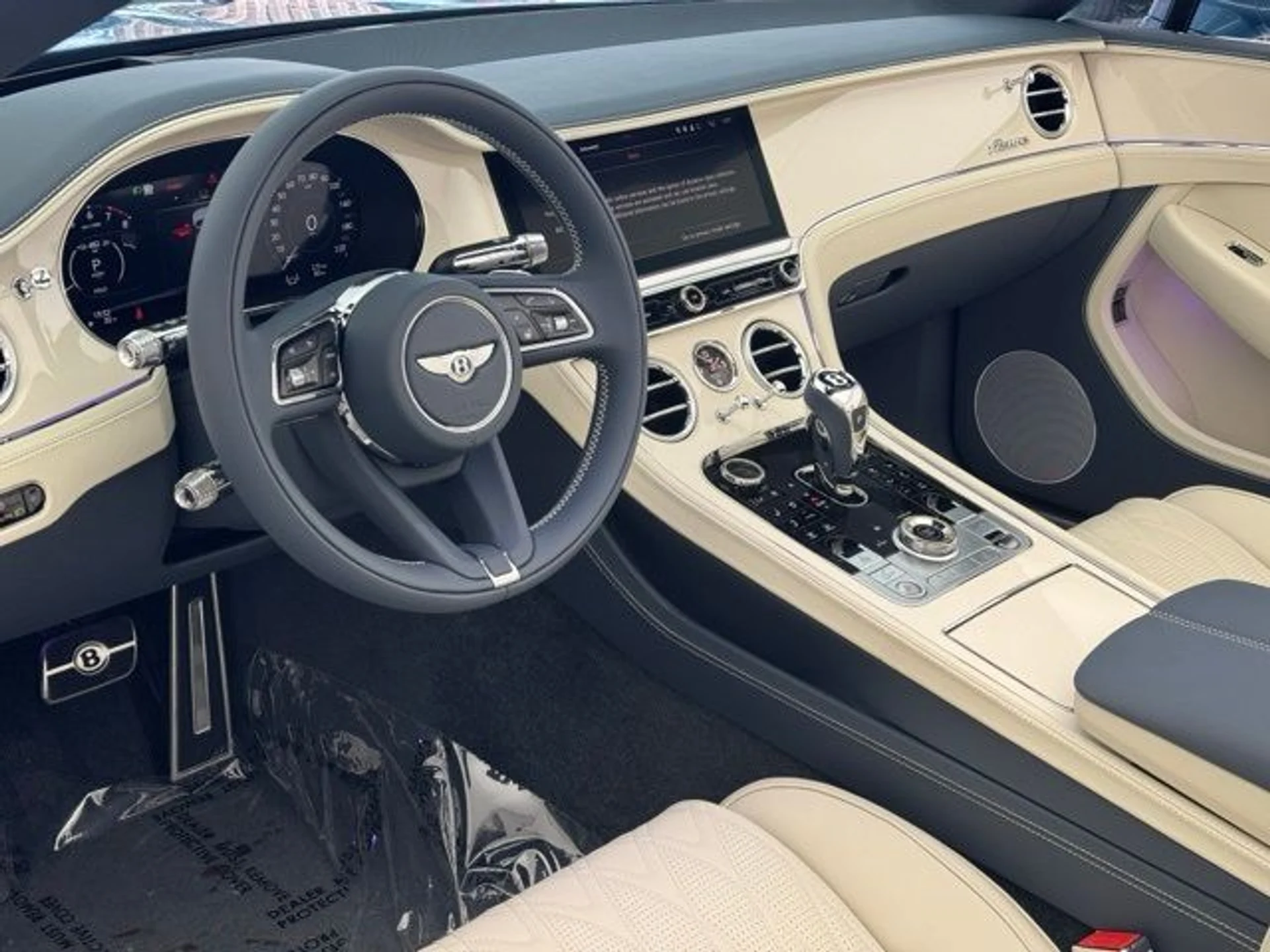 mph007_3267472174_22lv9cay7gfsok8cdsv3na6j6irj_90dfe3d7b7