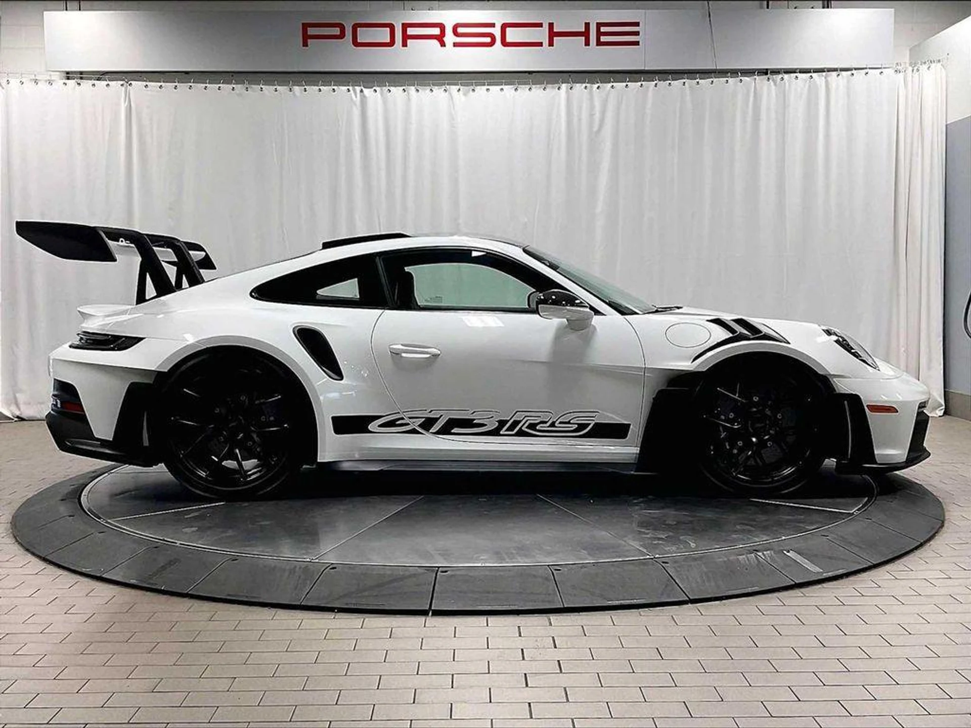 mph007_3271145819_t_DE_0_J_Zdyl_Na8vw_OY_Sk_A8_DB_Slc0k_8871d7d793