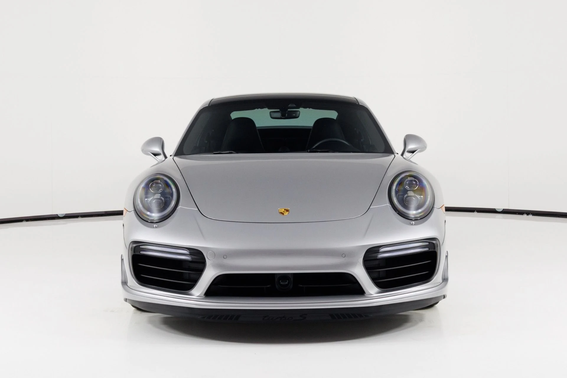 mph007_327441769_Used_2017_Porsche_911_Turbo_S_1782938298_11e9965876