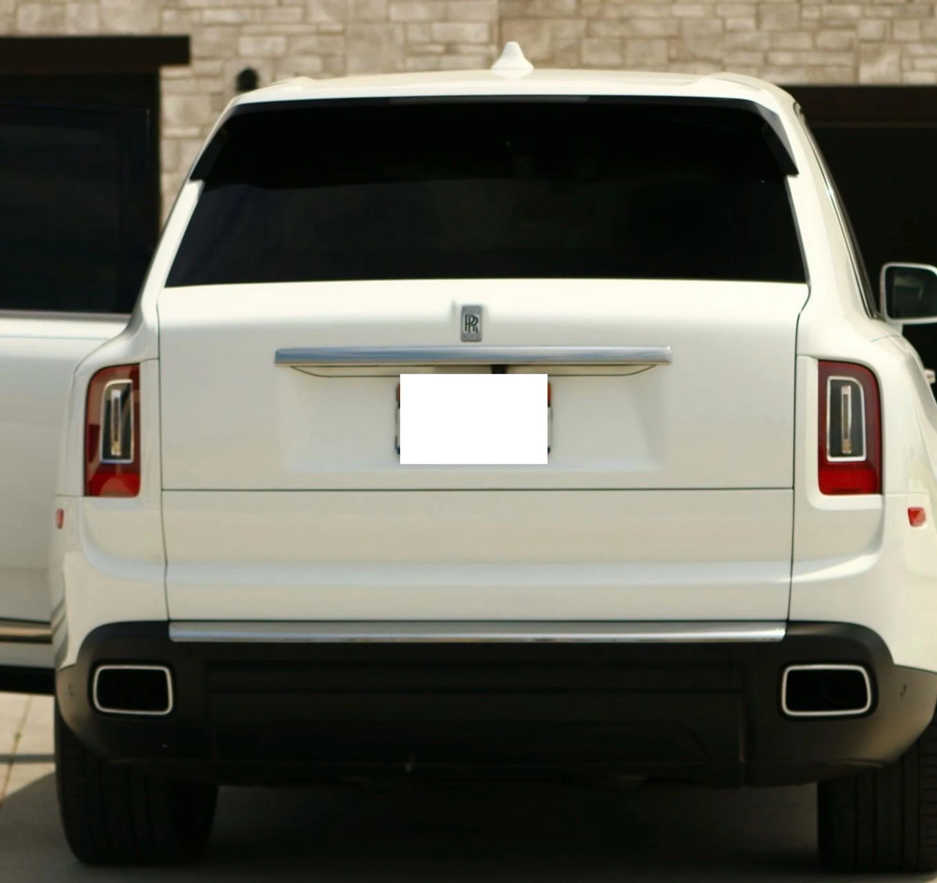 mph007_3275669530_Used_2019_Rolls_Royce_Cullinan_1754518833_e1bcc4e2c9