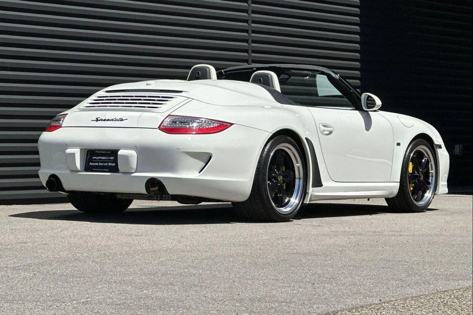 mph007_3283332784_l_X82e_Q_Uew_N_Uy_Ecb_OT_Yv_A_Yg_KZ_4b_U_c42c75e357