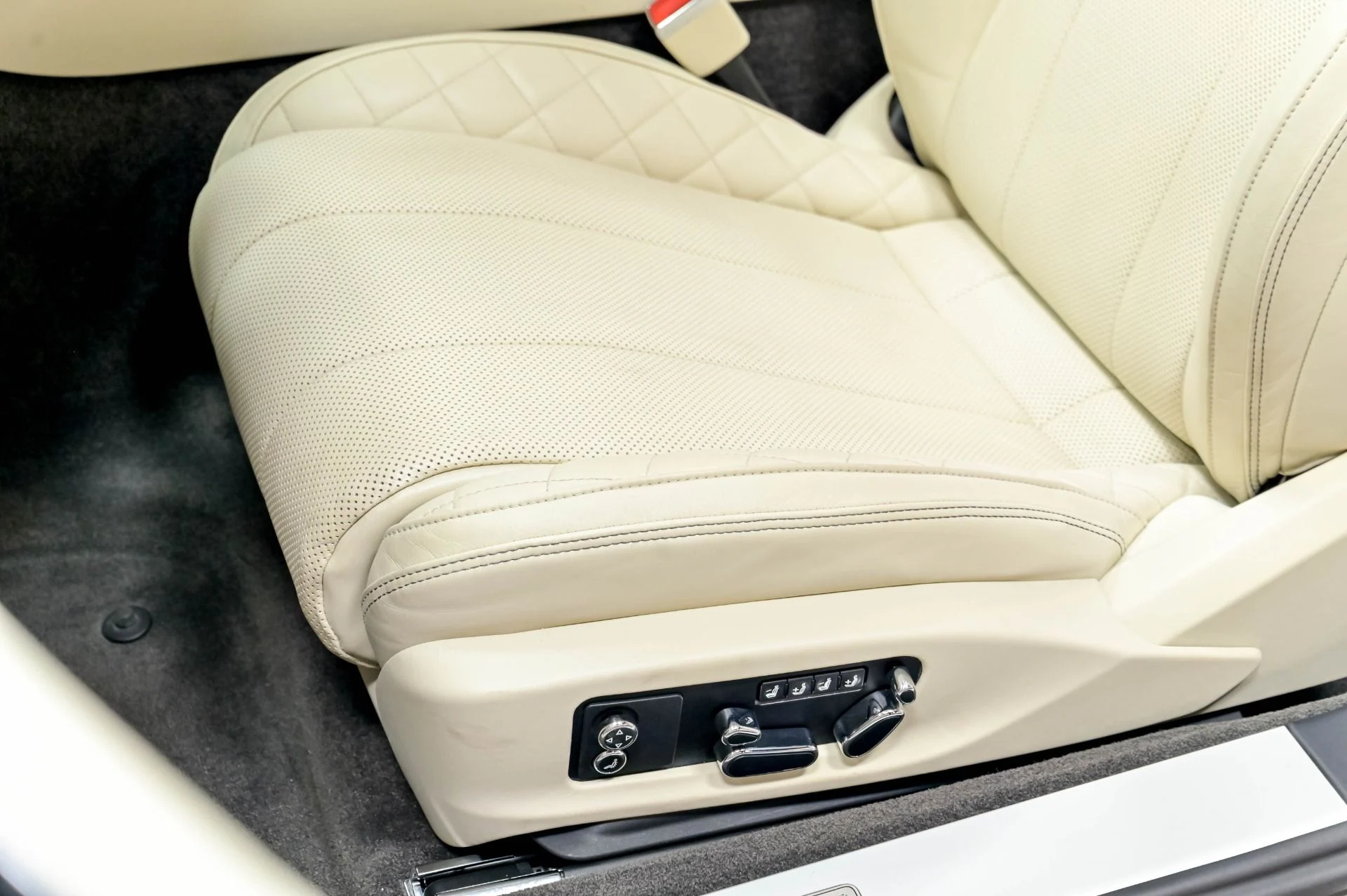mph007_3287380993_Used_2020_Bentley_Continental_GT_V8_1780589697_1e0bc2945c
