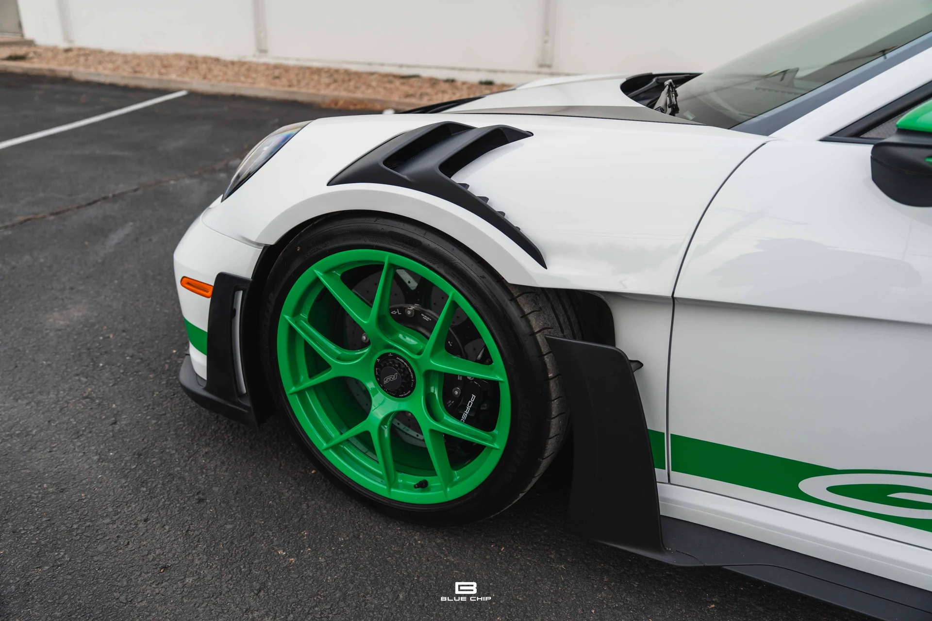 mph007_3295694606_695836a4c017da99978580d8_A7400822_4d93cc333f