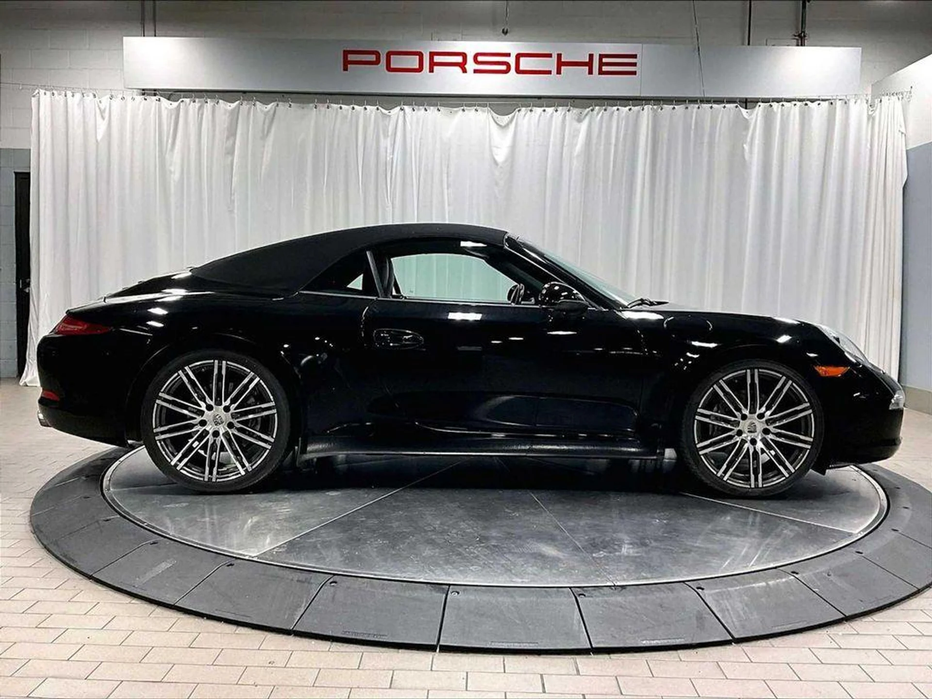 mph007_3298220974_A_n3e_G_Mt_EW_1yy7aov4gqa_Ubg_Rq8_a111cd8742