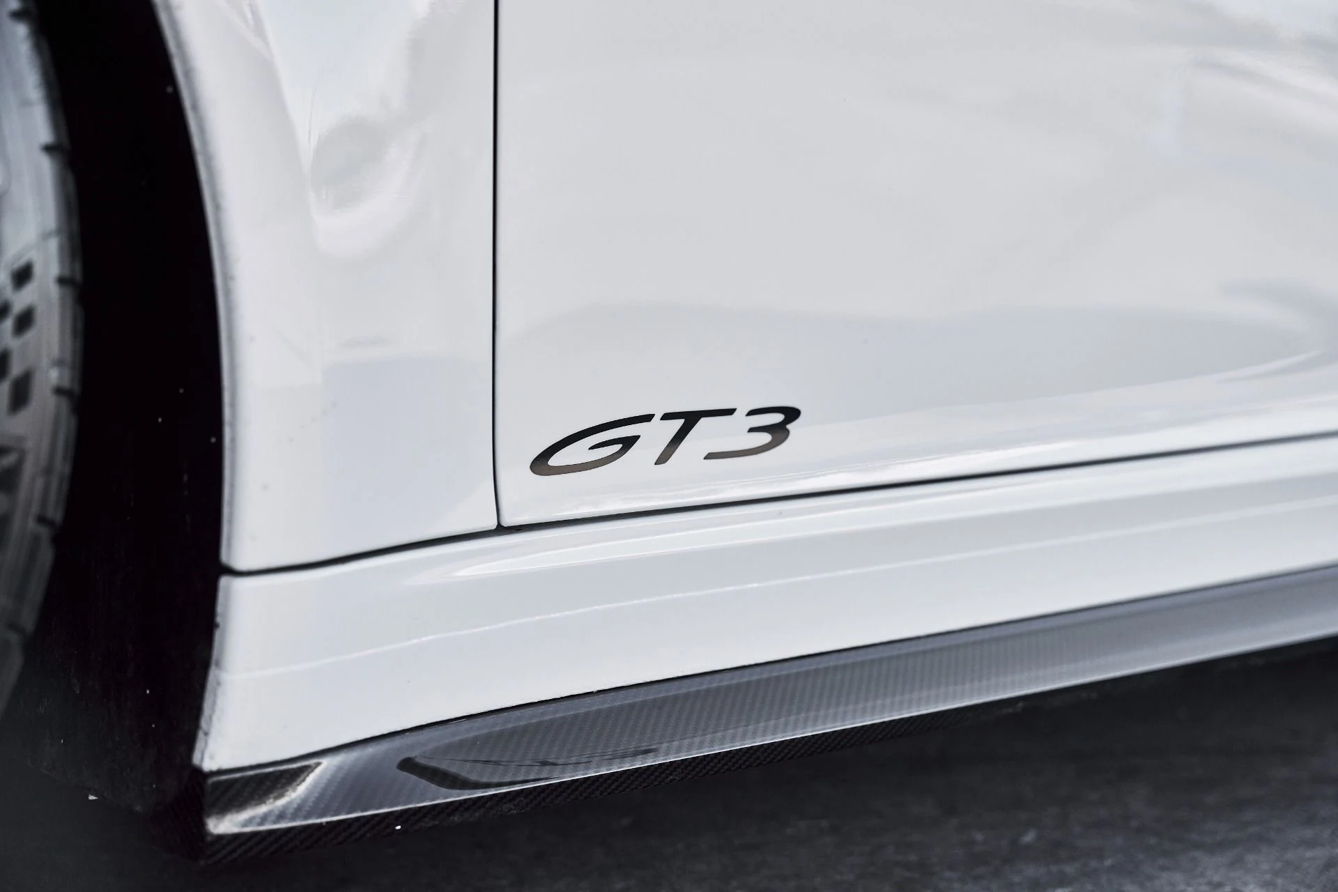 mph007_3300252396_Used_2018_Porsche_911_GT_3_1782763290_e5d15c2445