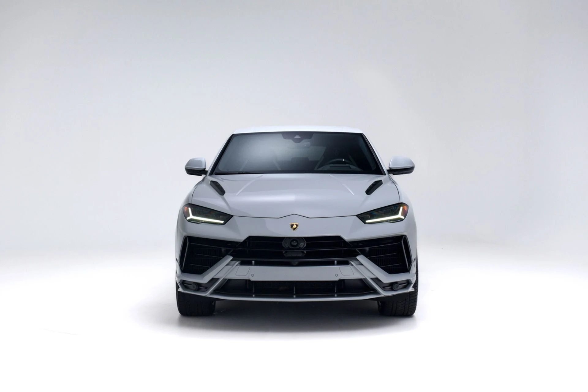 mph007_3304968734_Used_2024_Lamborghini_Urus_S_1777580732_1a487d9909