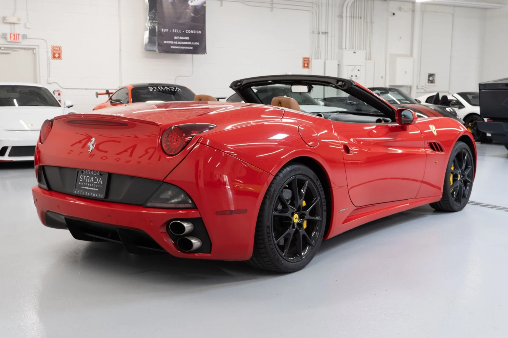 mph007_3310783633_Used_2012_Ferrari_California_1757704542_9a31b5b019
