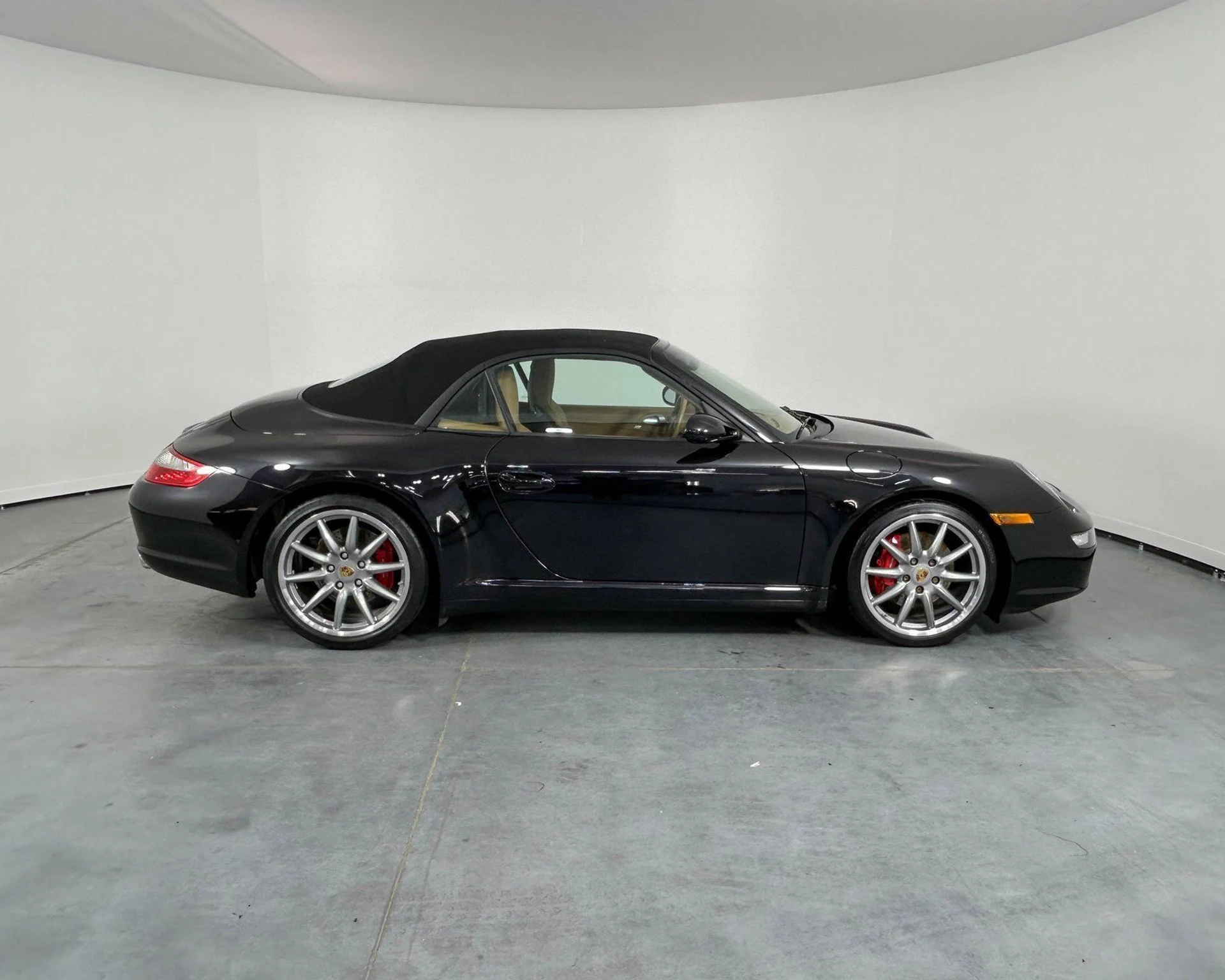 mph007_3317324790_9bf216c1fc014afdb9cf68b14091a7d7_7093612cca