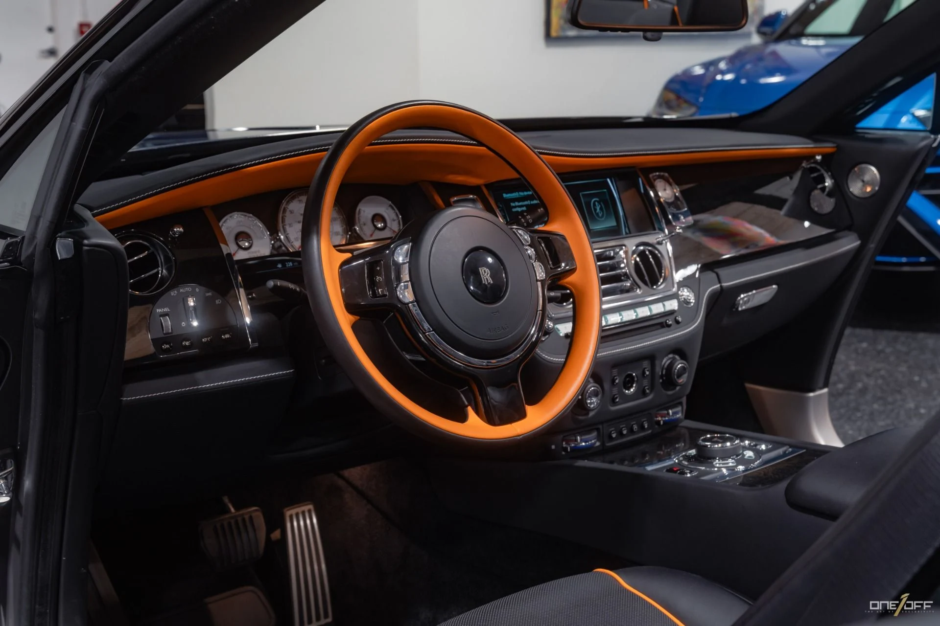 mph007_3327787808_Used_2018_Rolls_Royce_Dawn_1_of_1_Bespoke_Special_Order_Black_Badge_1731615753_dbce3ee23b