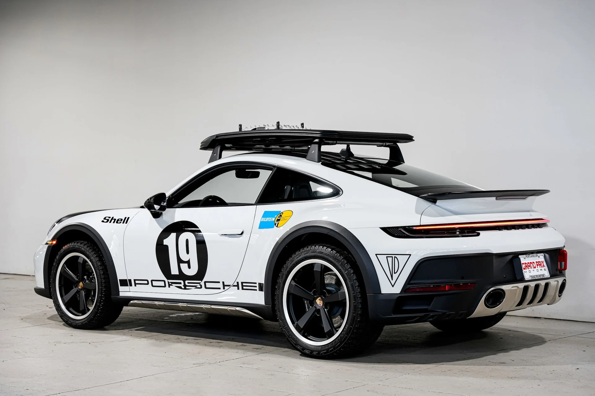 mph007_3335885593_578a32fea84241944ea6fffc710776d3x_bc647f7d30