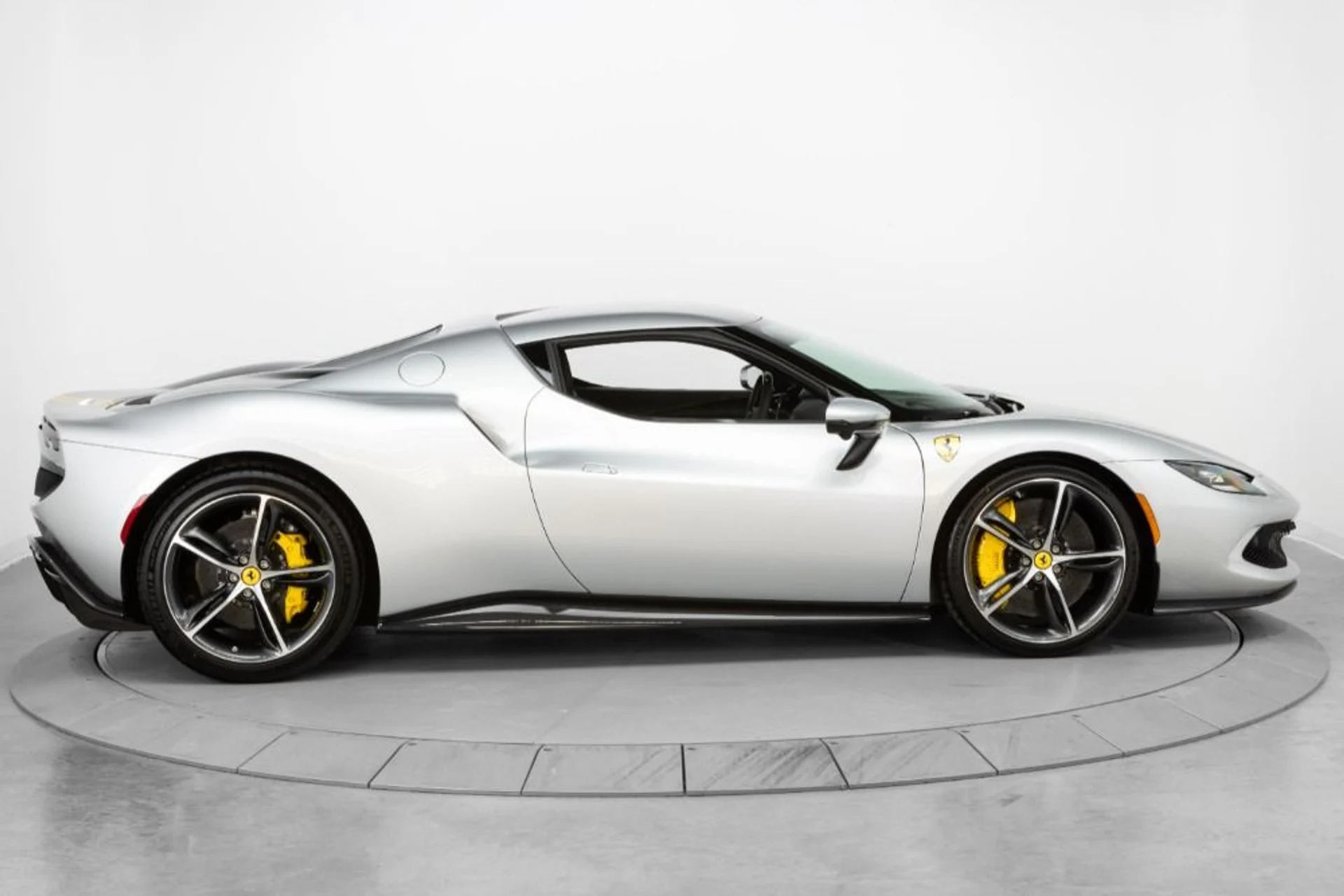 mph007_3336839606_Used_2024_Ferrari_296_GTB_a14fbdd10b