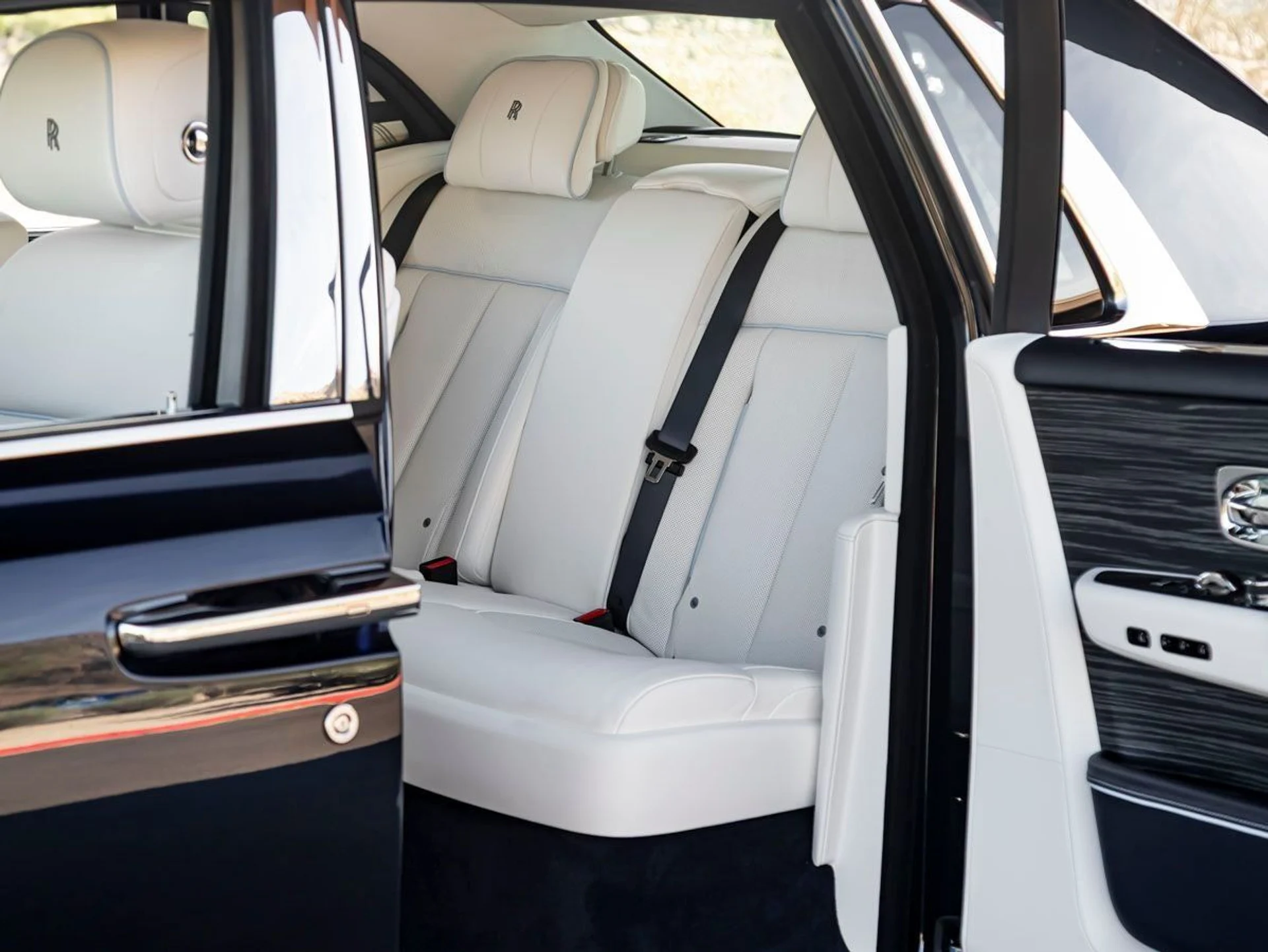 mph007_3337556125_8_b28129ad9c