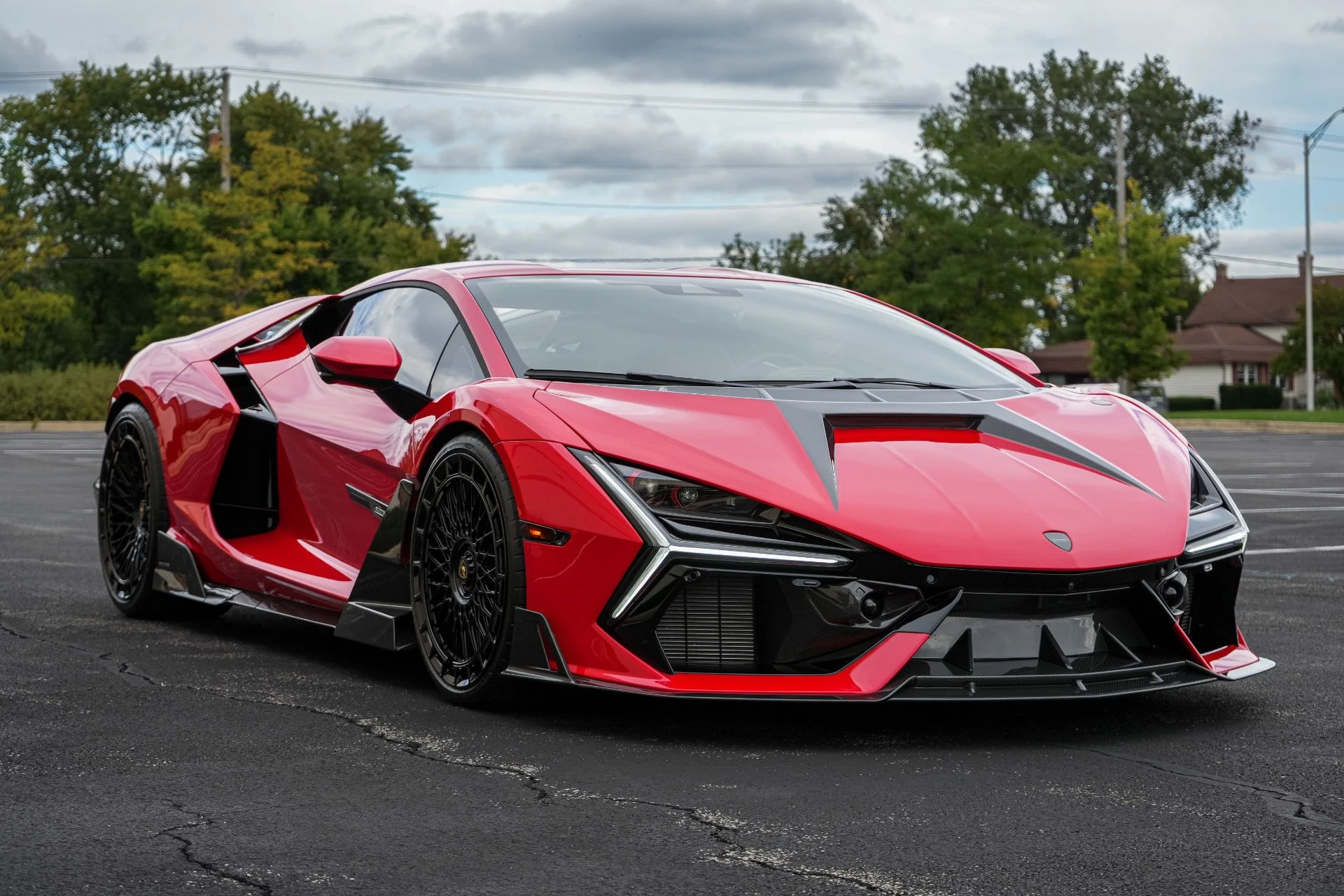 mph007_3340352495_Used_2025_Lamborghini_Revuelto_1790108001_3bcd45a1d0
