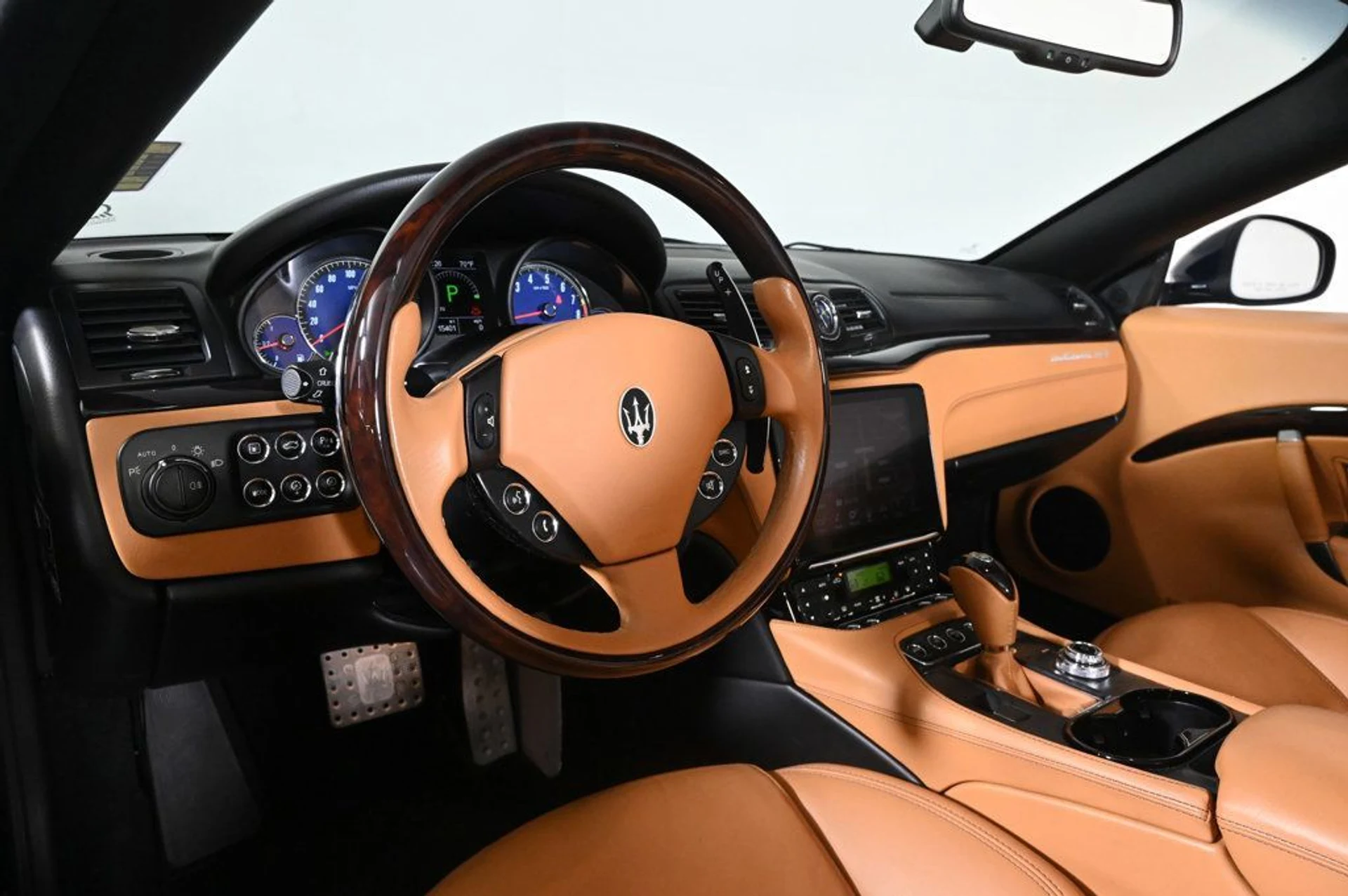 mph007_335370609_used_2019_maserati_granturismo_sport_11350_23000858_7_1024_cbf9a9b30f