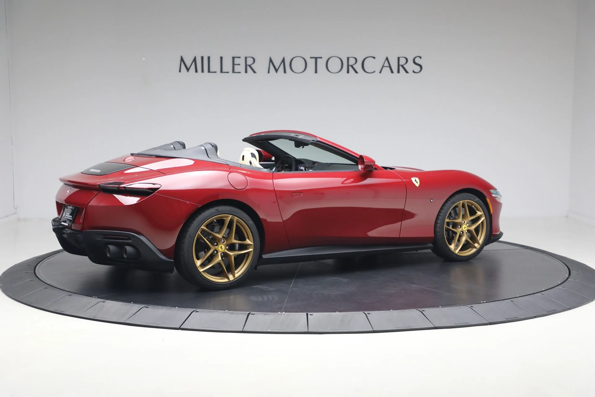 mph007_3359902778_Used_2025_Ferrari_Roma_Spider_1777992623_77fb31f5f2