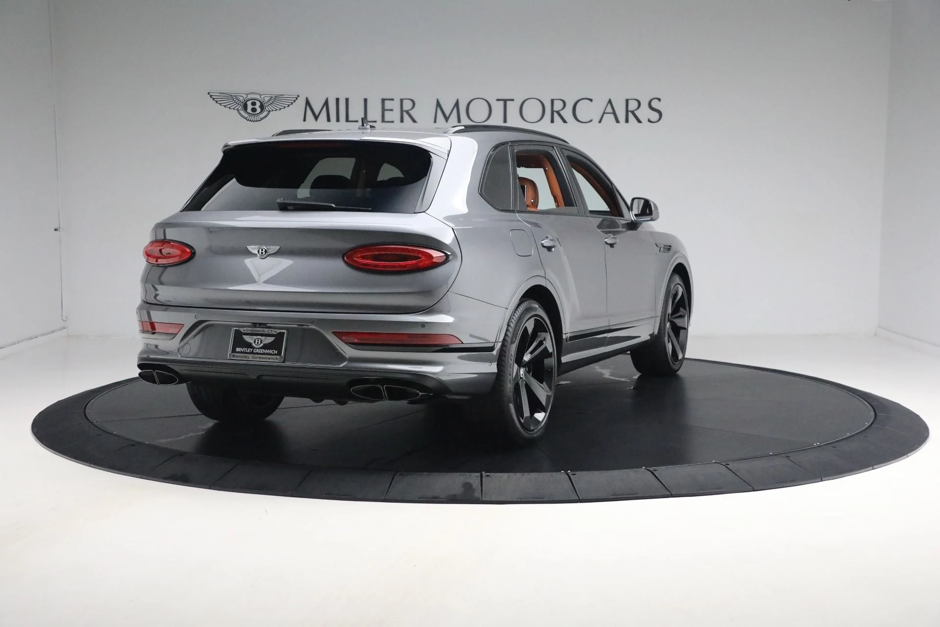 mph007_3363834504_Used_2023_Bentley_Bentayga_Azure_Hybrid_1721850994_2678276da6