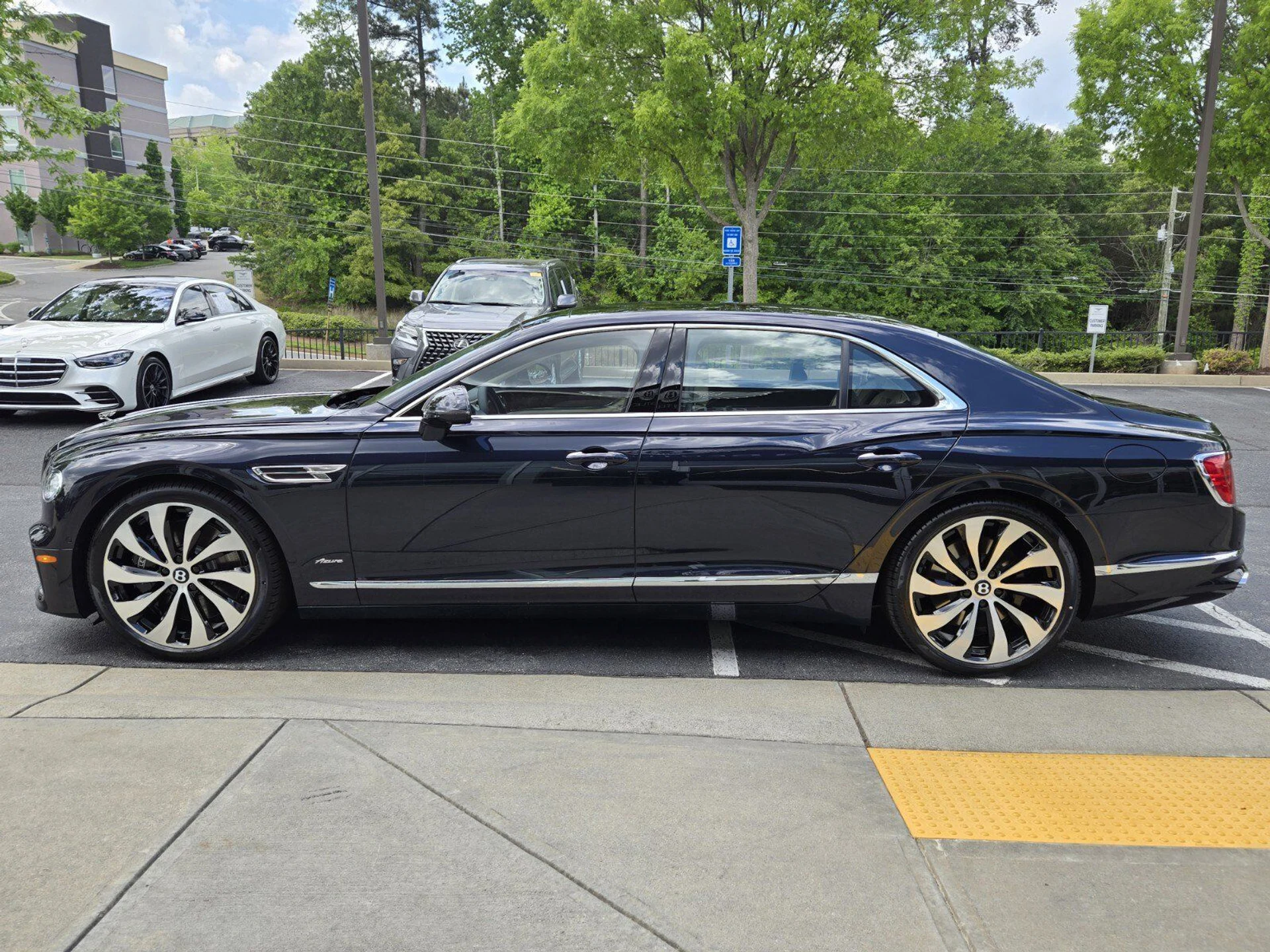 mph007_3372534816_378579e5ca111aec38921ab02017bb87x_b922e28384