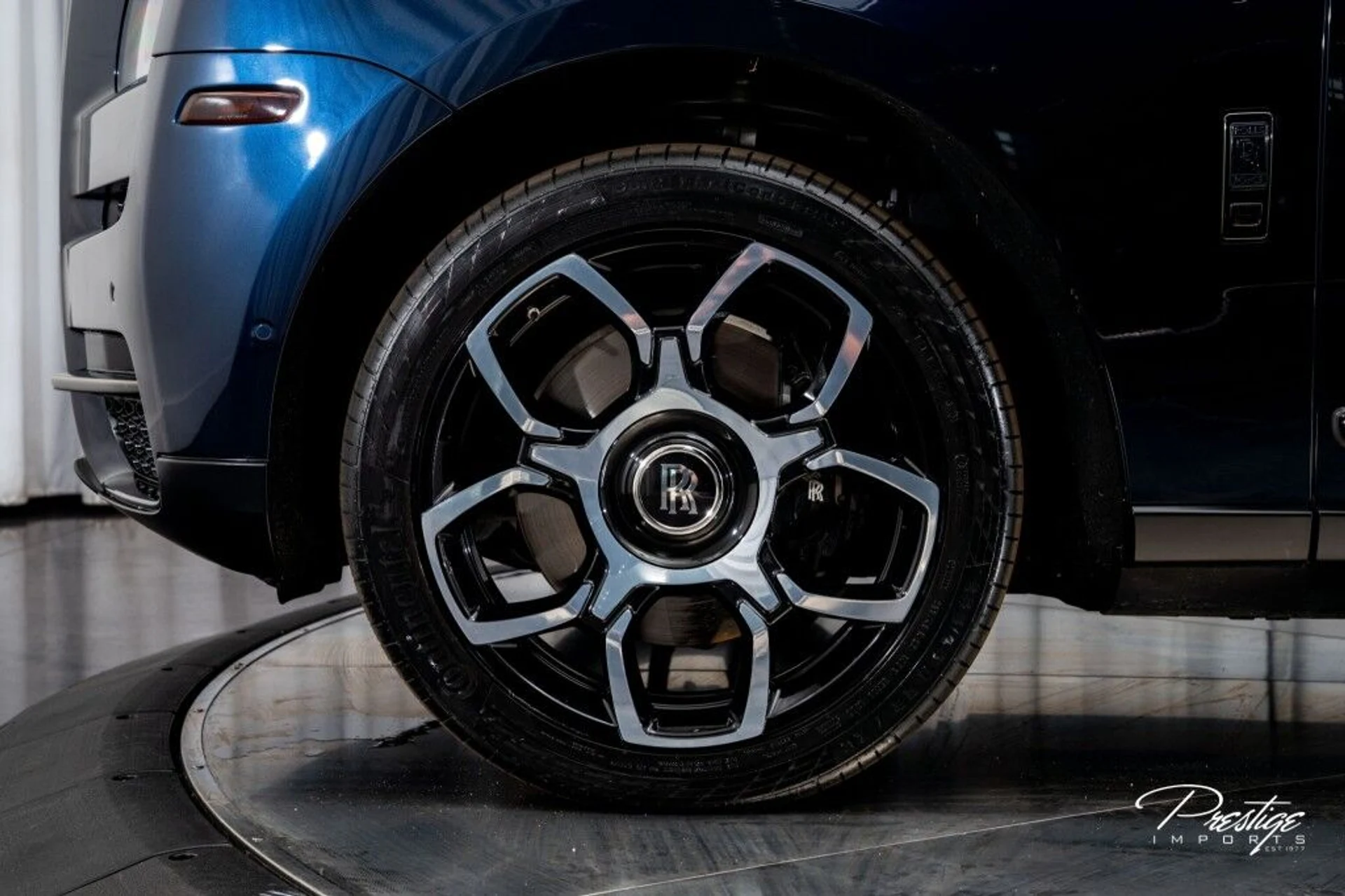 mph007_3374896606_0ece88c895b1d197c5afe97458aadc31_65748300f3