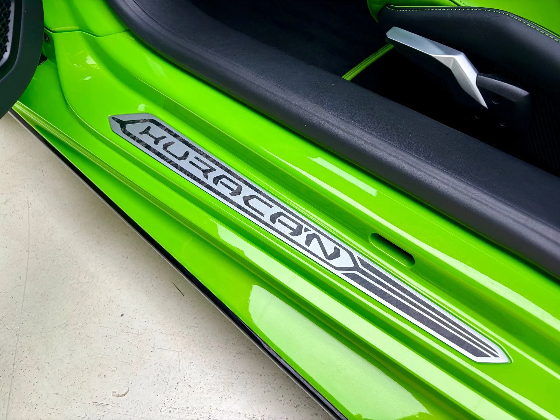 mph007_3376705740_Used_2022_Lamborghini_Huracan_EVO_1777741278_43426f62fc