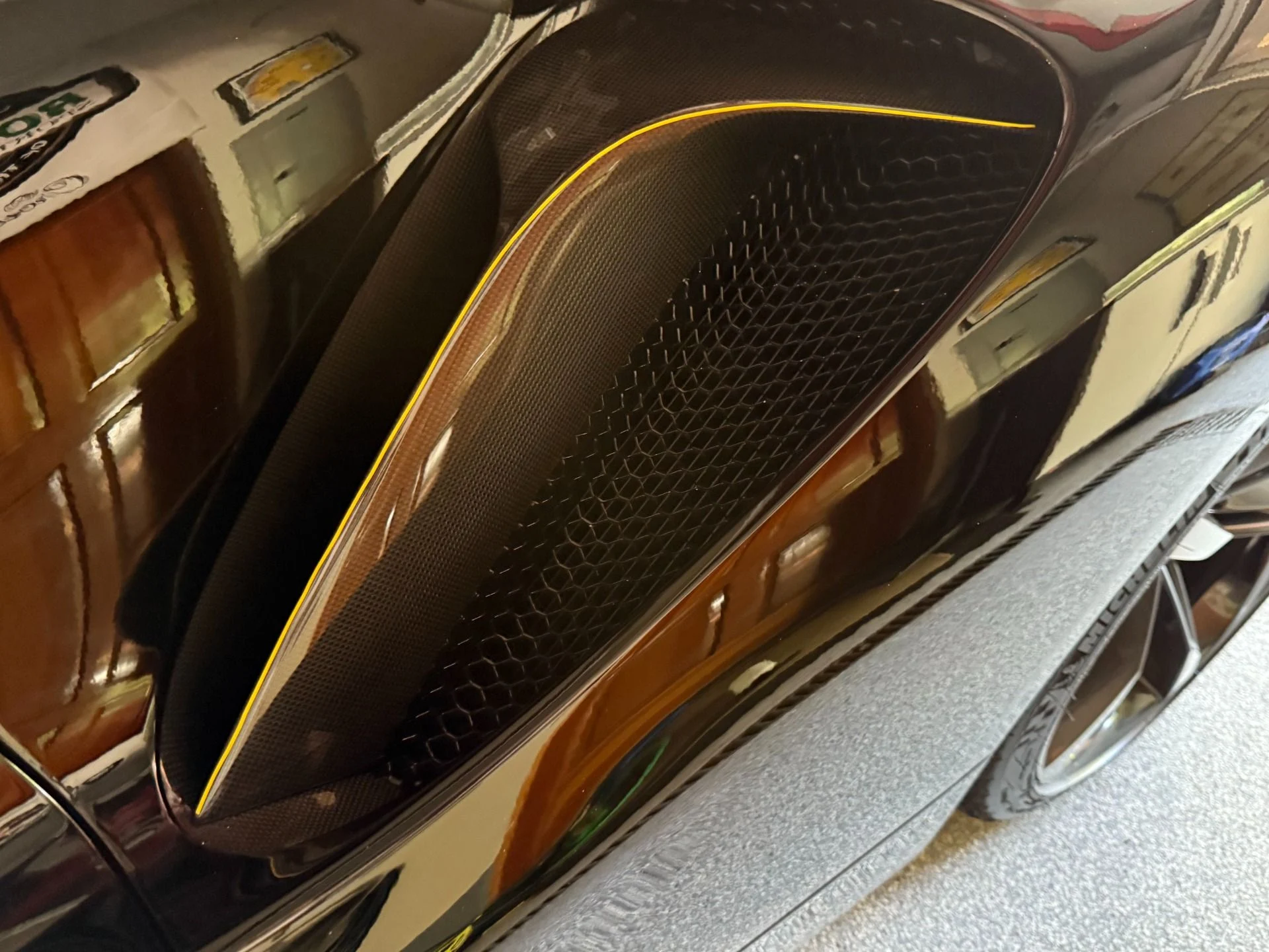 mph007_3380825176_Used_2021_Ferrari_SF_90_Stradale_1770238976_fd593d0f04